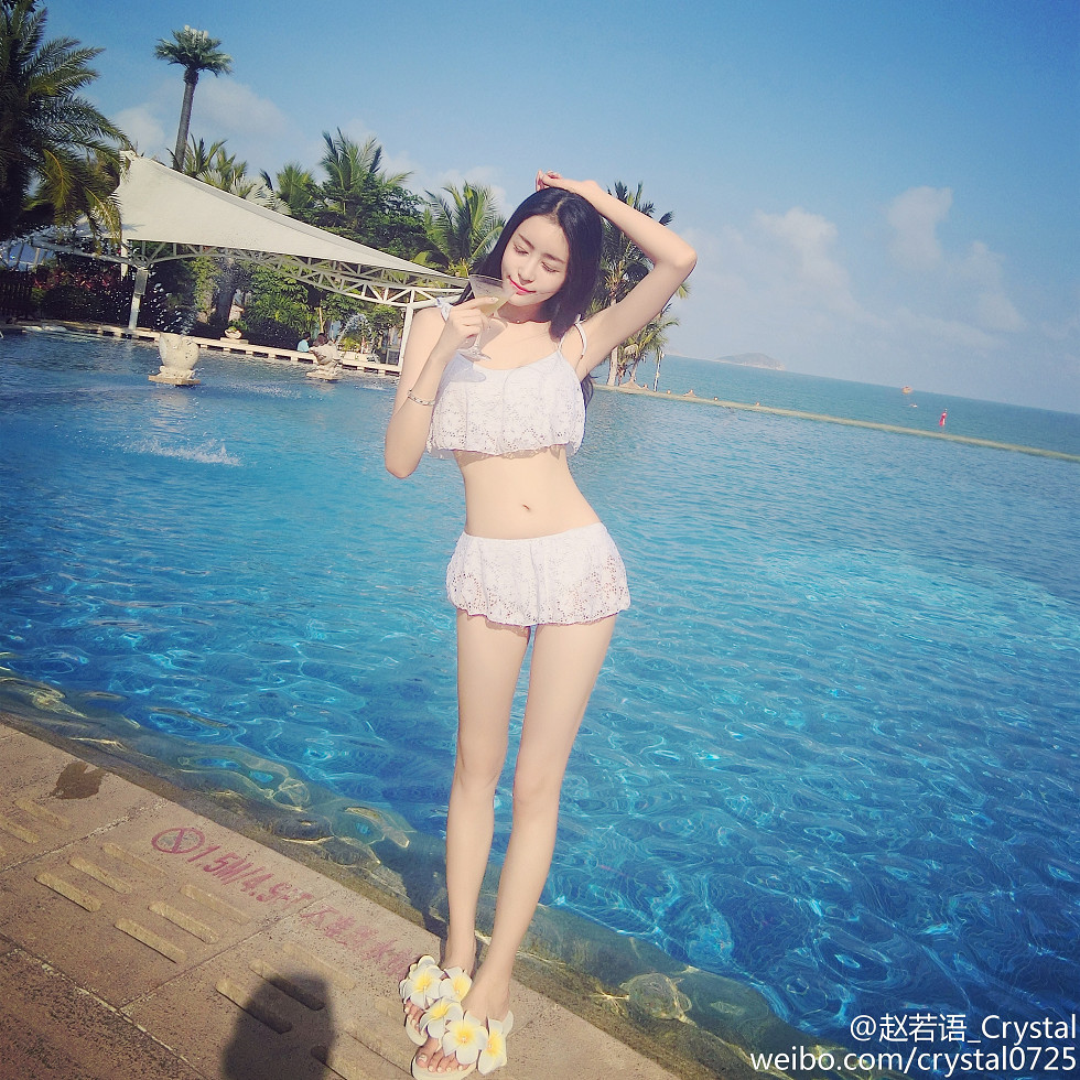 DOTA美女赵若语Crystal黑丝长腿海量微博性感写真415P