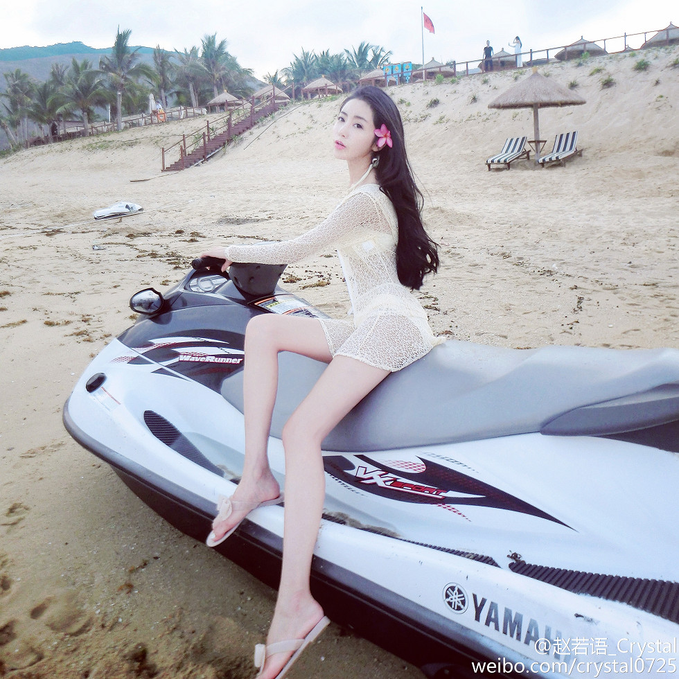 DOTA美女赵若语Crystal黑丝长腿海量微博性感写真415P