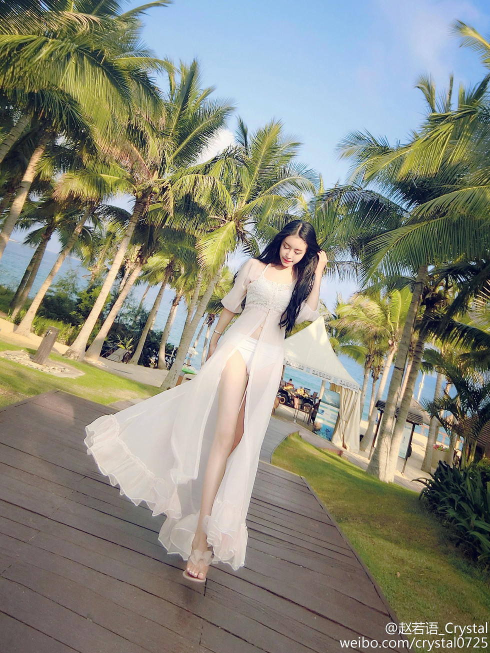 DOTA美女赵若语Crystal黑丝长腿海量微博性感写真415P