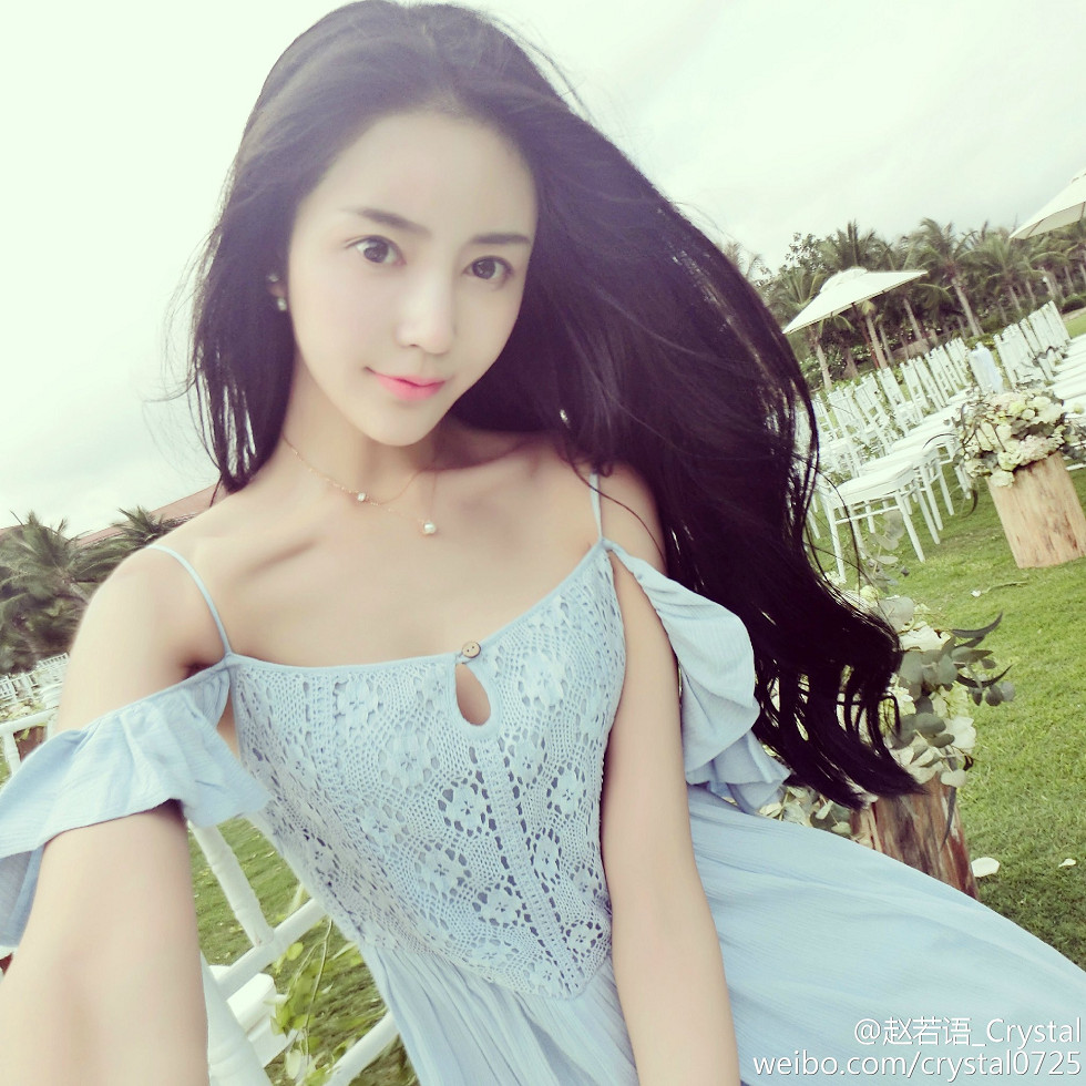 DOTA美女赵若语Crystal黑丝长腿海量微博性感写真415P