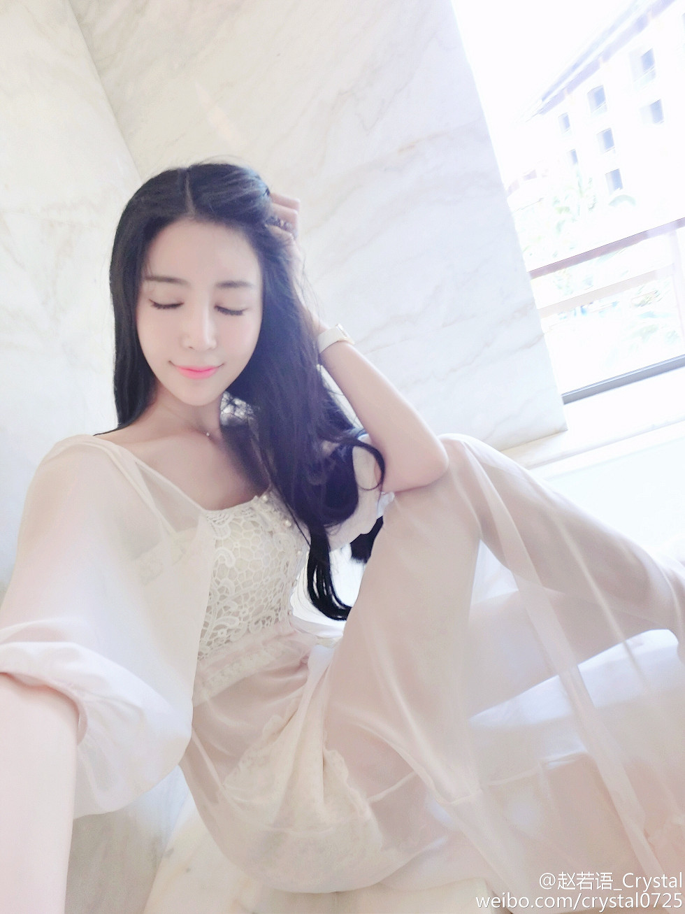 DOTA美女赵若语Crystal黑丝长腿海量微博性感写真415P