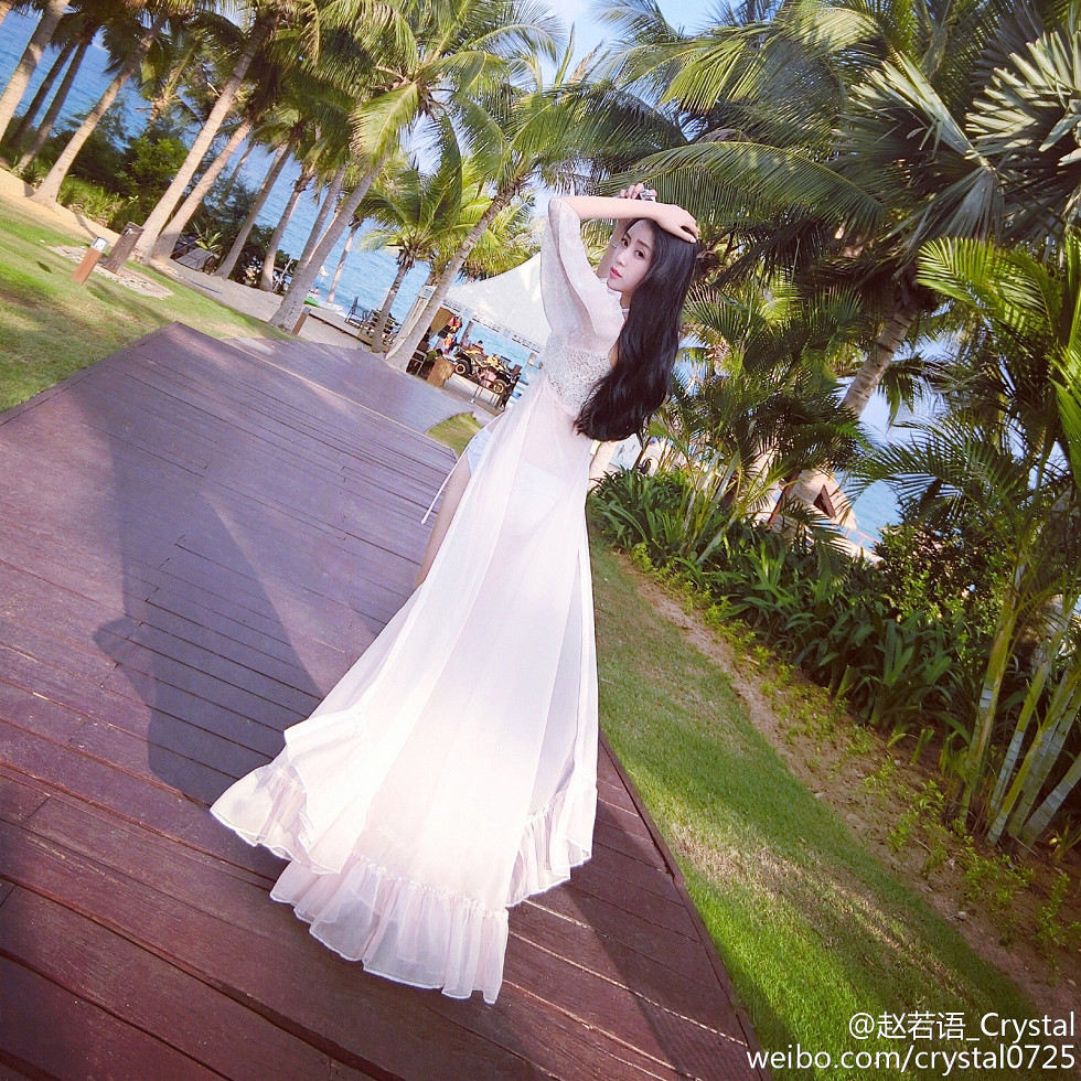 DOTA美女赵若语Crystal黑丝长腿海量微博性感写真415P