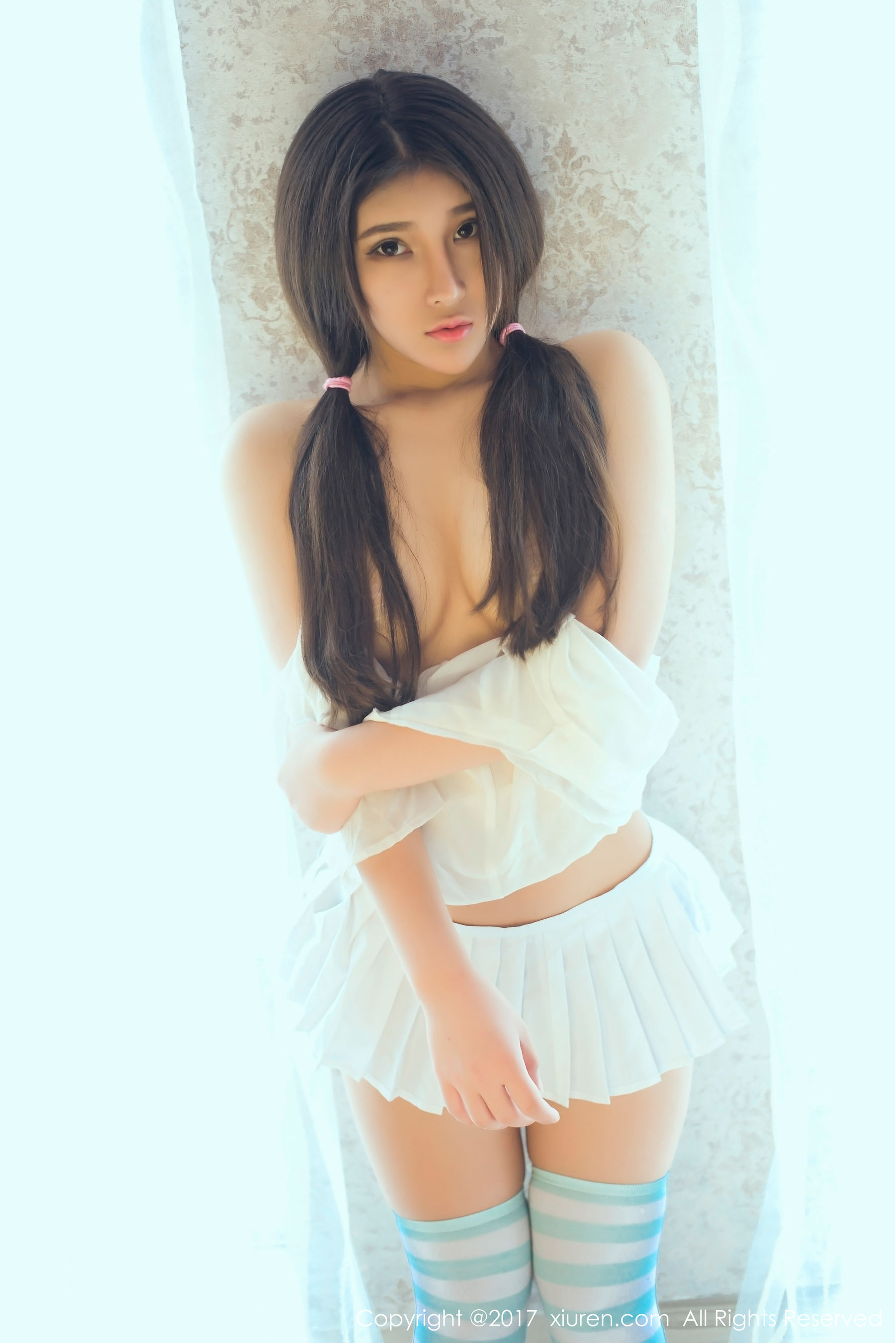 当然是小熊呀《绝好蜜桃臀细腰》 [秀人网XIUREN] No.783 写真集