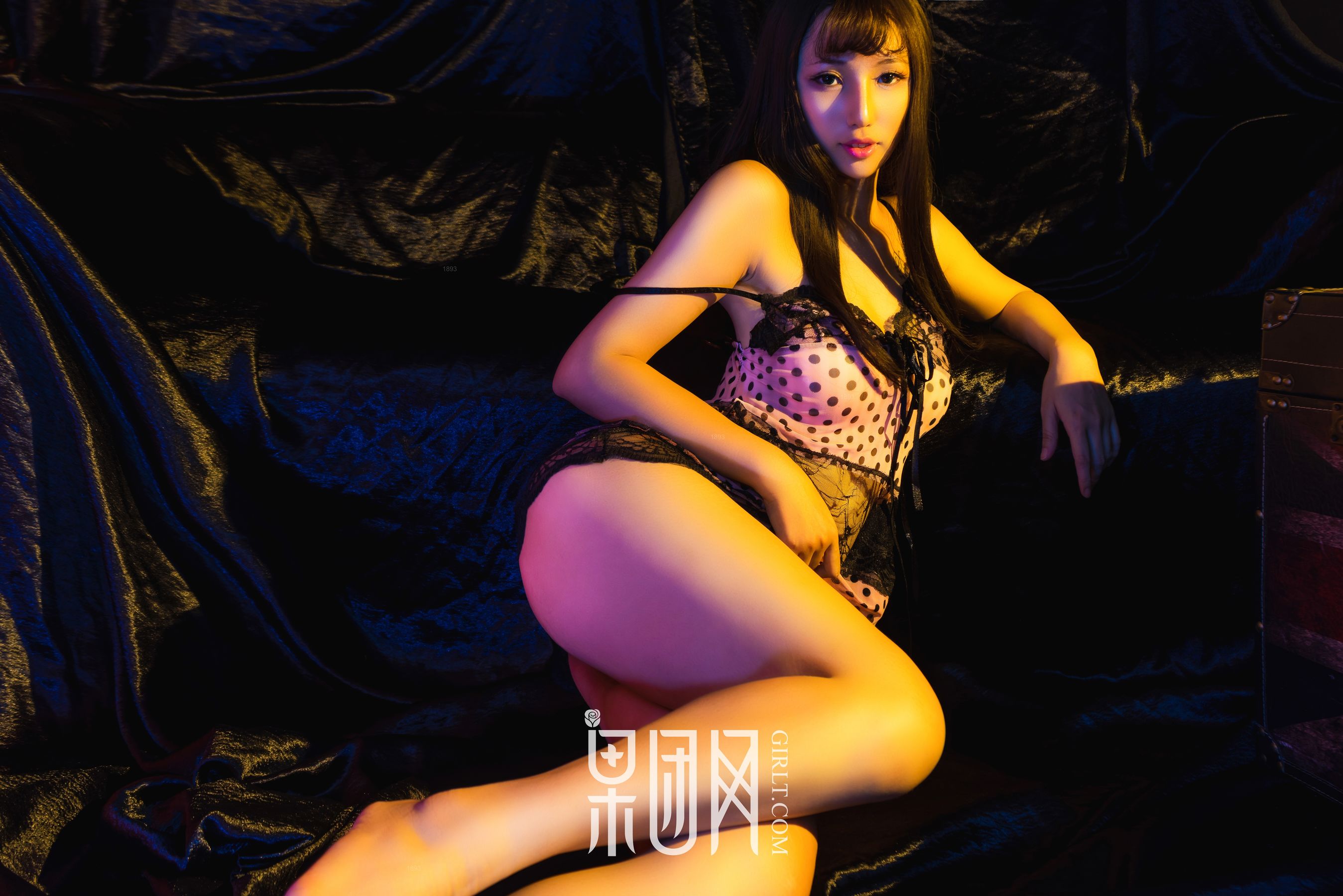 宓兔兔er《抚慰单身汪的心灵!》 [果团网Girlt] NO.095 写真集