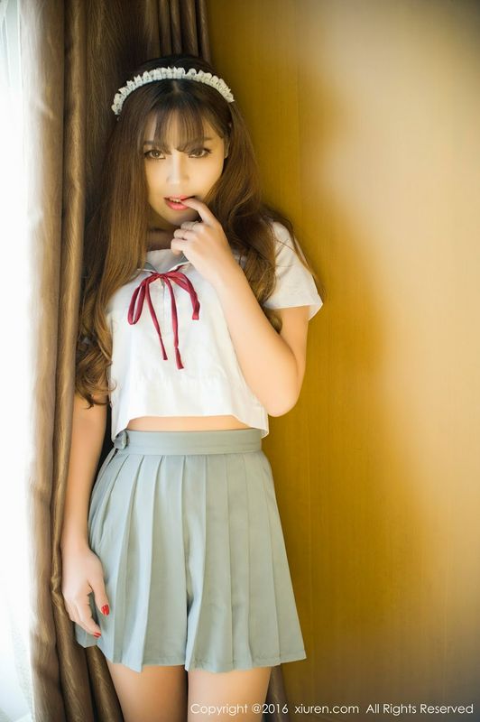 可爱美女周予然性感水手服高清写真