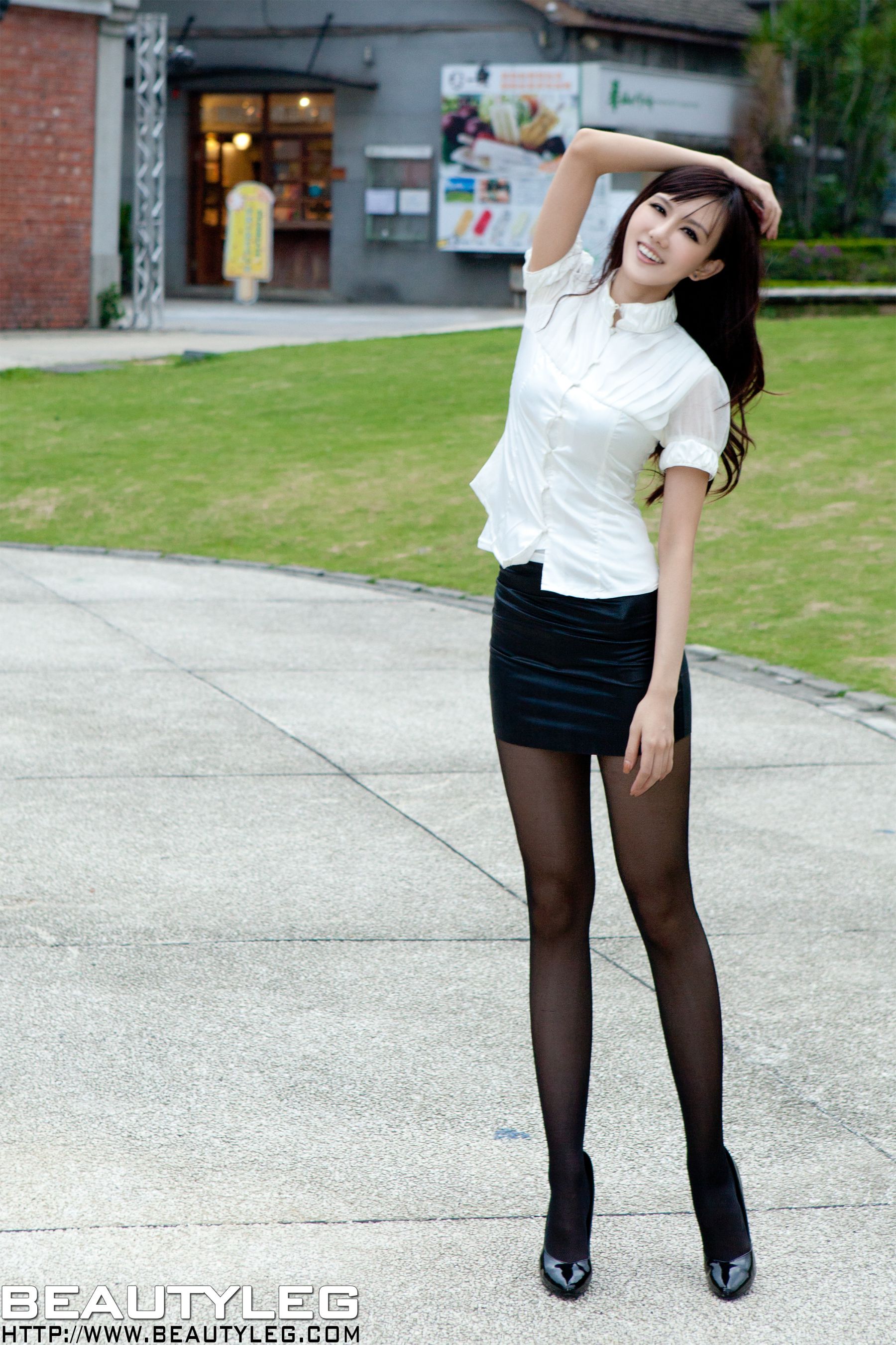 林瑞瑜Sara《极品黑丝街拍》 [Beautyleg] NO.800 美腿写真集