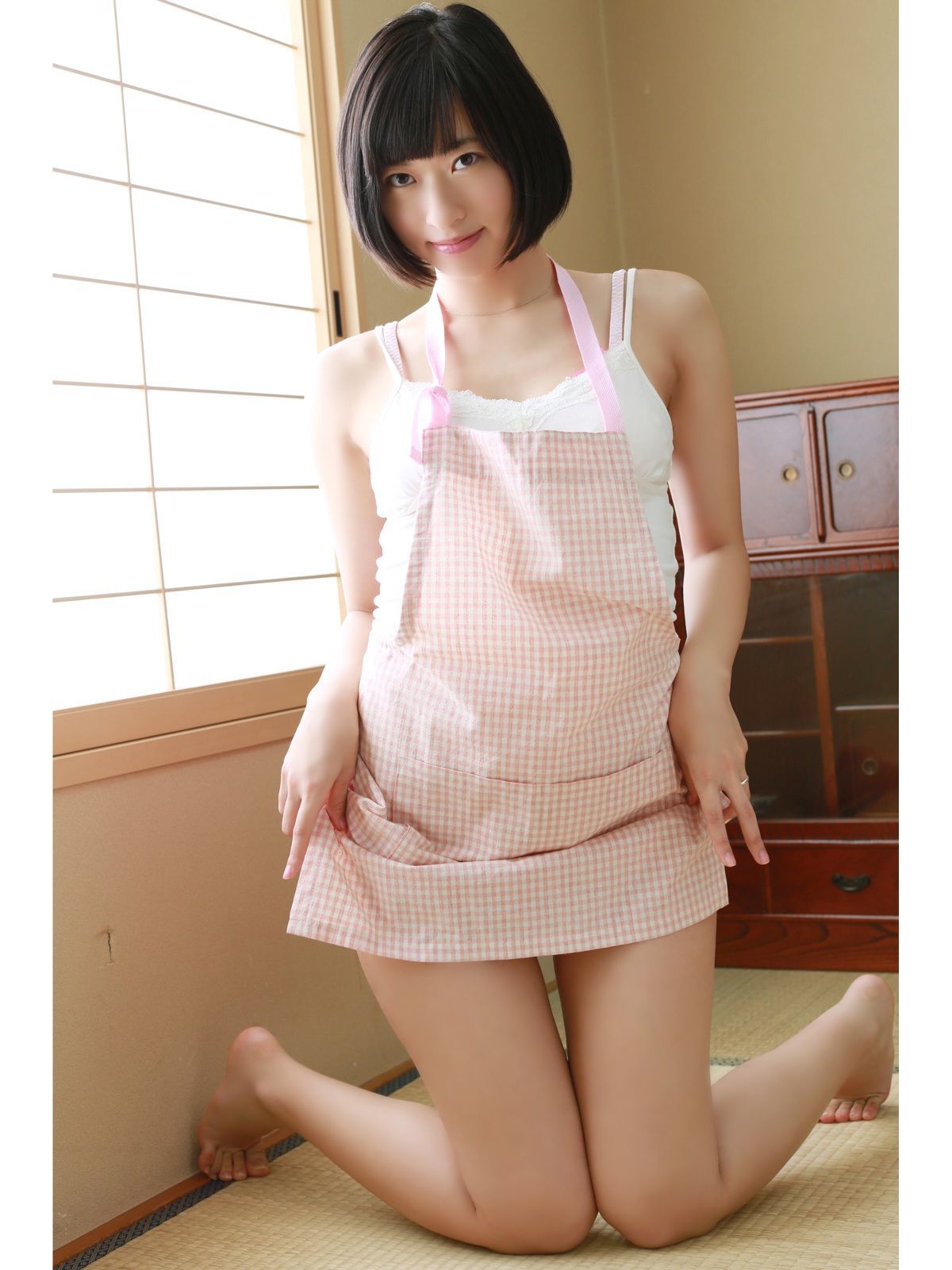 倉持由香《奥様は尻職人》 [PhotoBook] 写真集