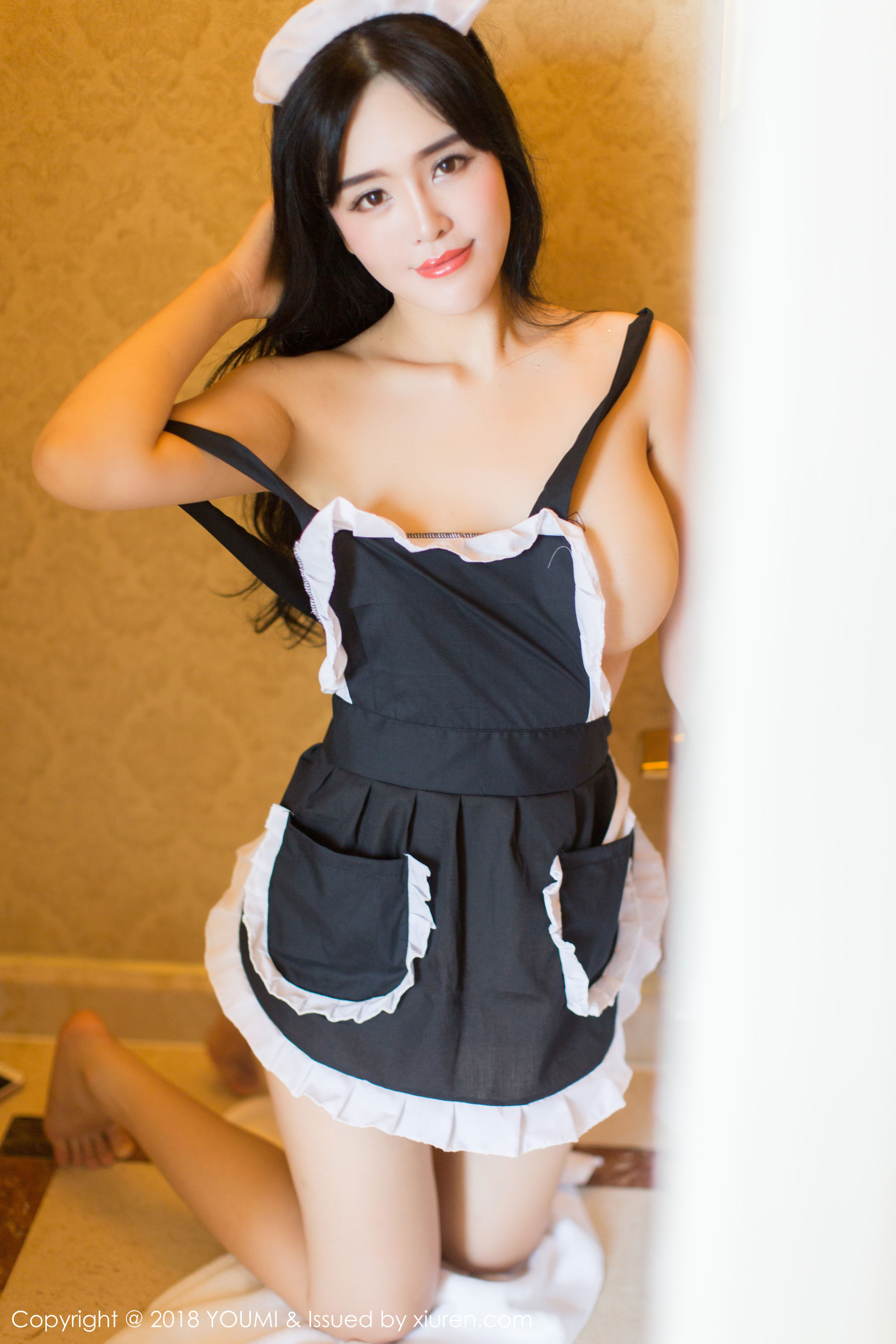 刘钰儿《乖巧女仆》 [尤蜜荟YouMi] Vol.127 写真集