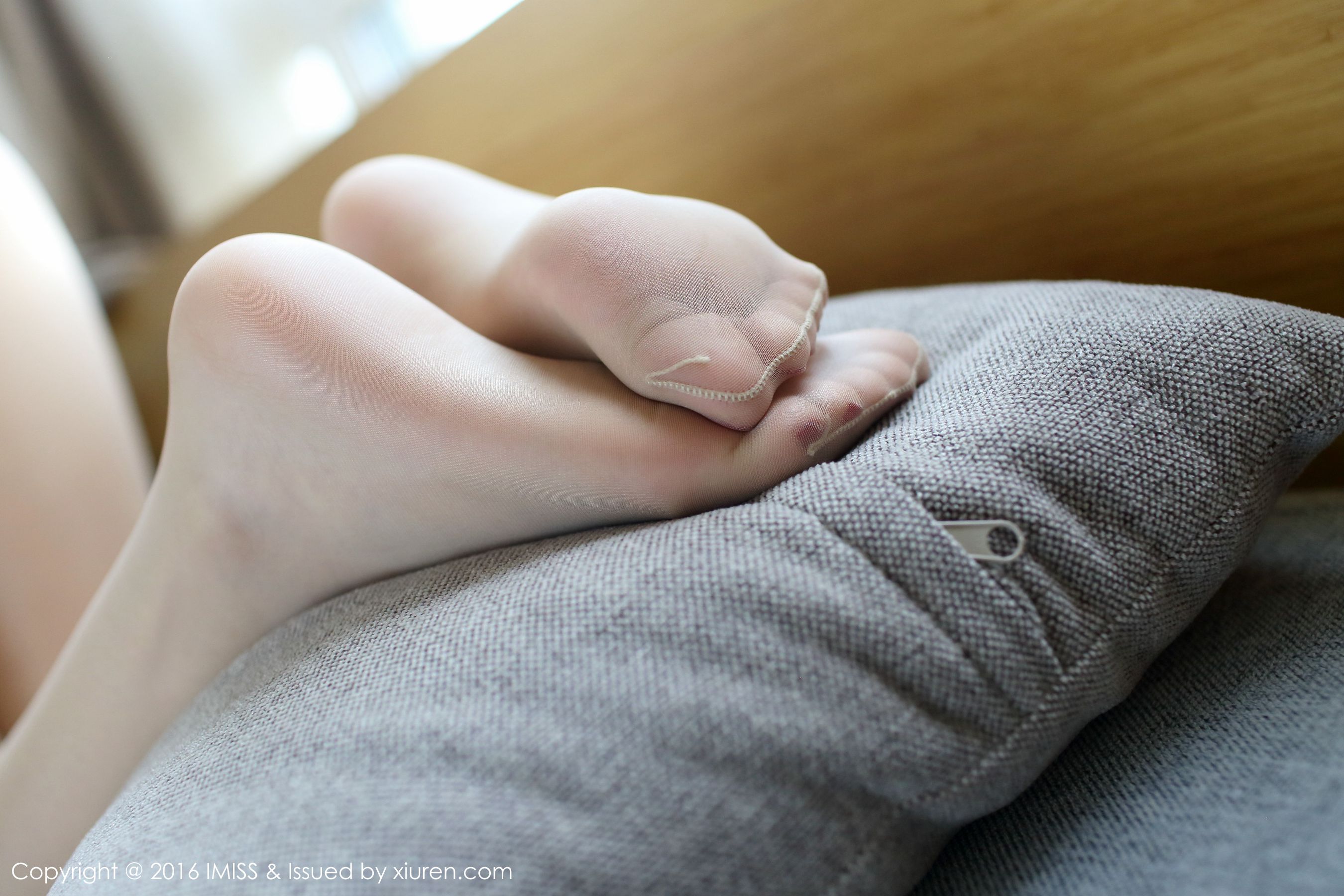 Winki丝姬《原生态丝袜美足福利》 [爱蜜社IMiss] Vol.123 写真集