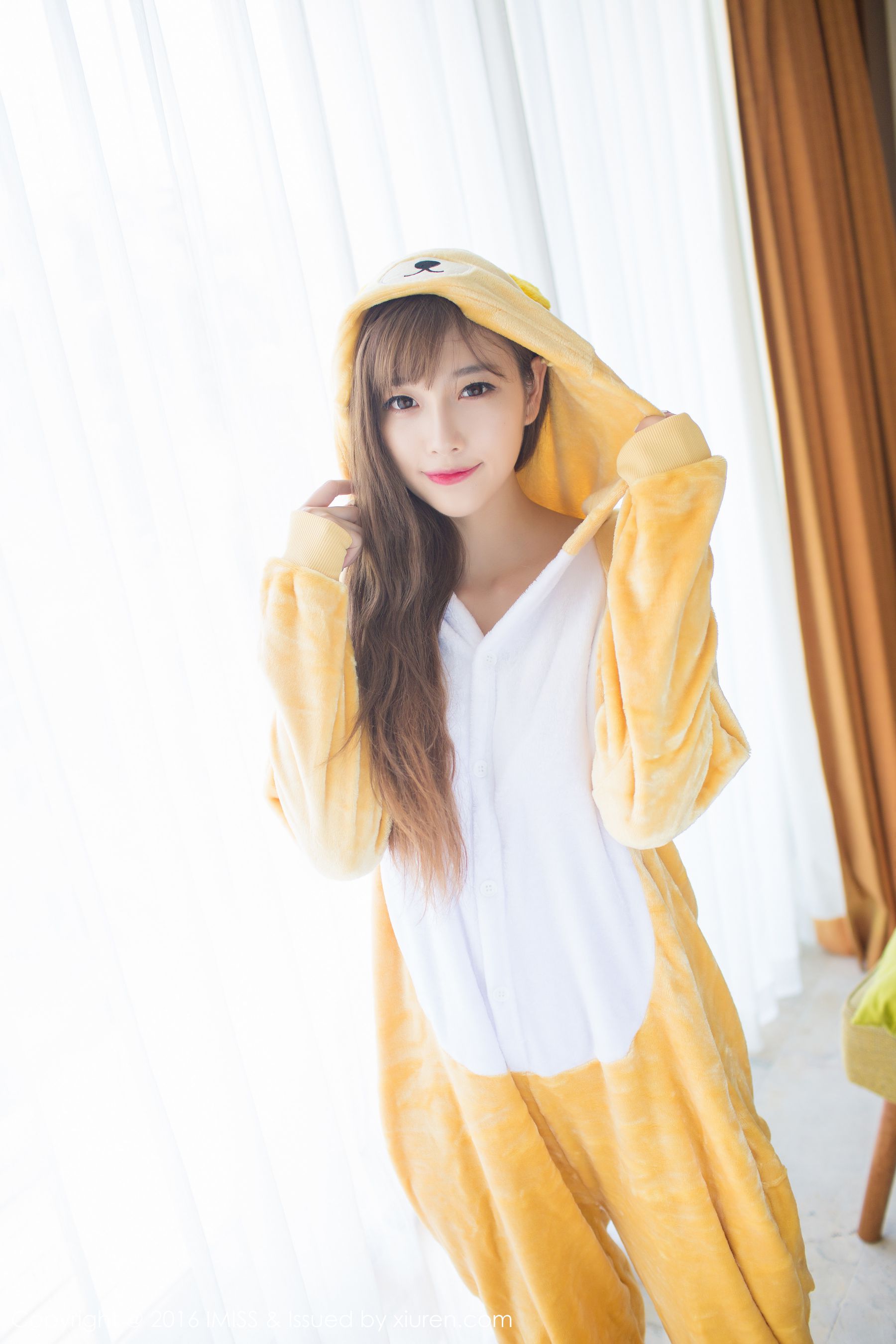 sugar小甜心CC《美女扮野兽+旗袍与丝袜》 [爱蜜社IMiss] Vol.136 写真集