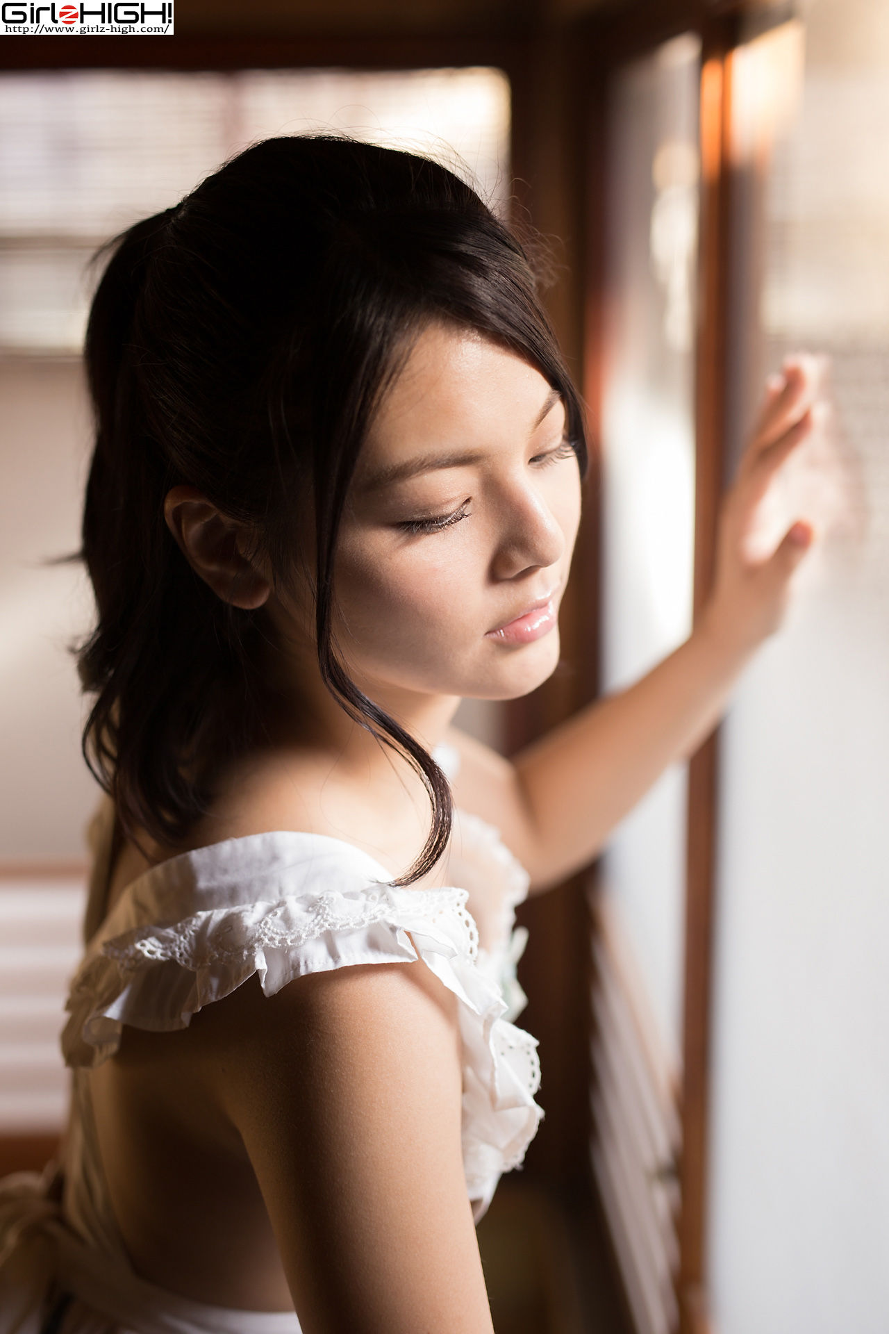 [Girlz-High] Tsubasa Akimoto 秋本翼 - 性感厨娘 buno_037_003 写真集