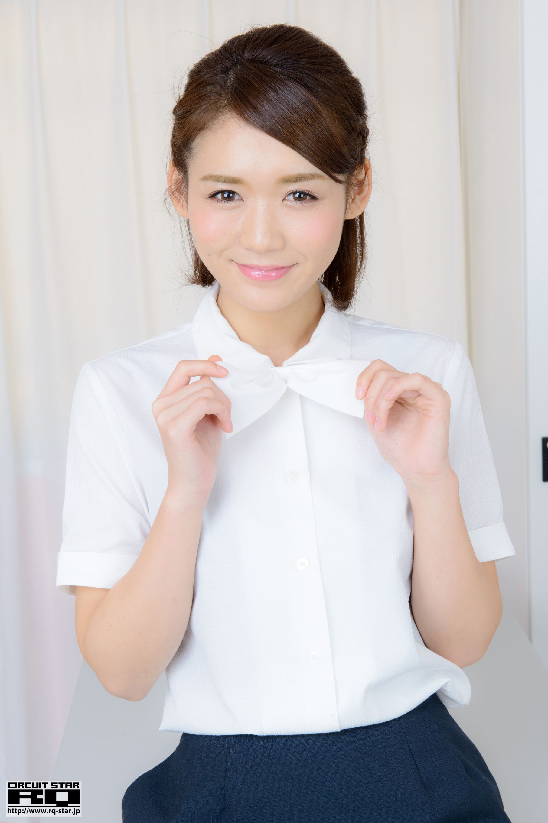 [RQ-STAR] NO.00969 Yumi 優実 Office Lady 黑丝OL 写真集