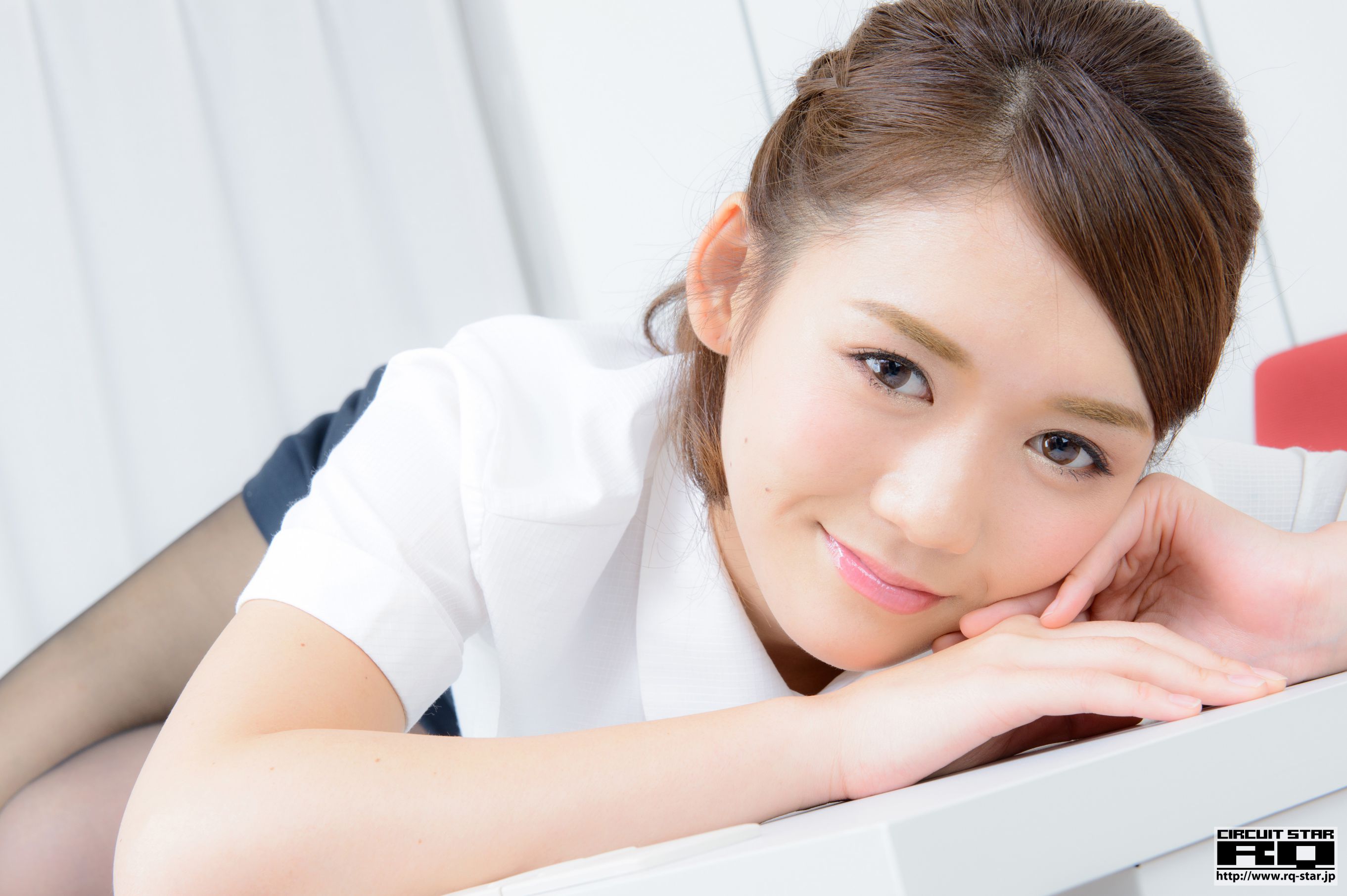 [RQ-STAR] NO.00969 Yumi 優実 Office Lady 黑丝OL 写真集