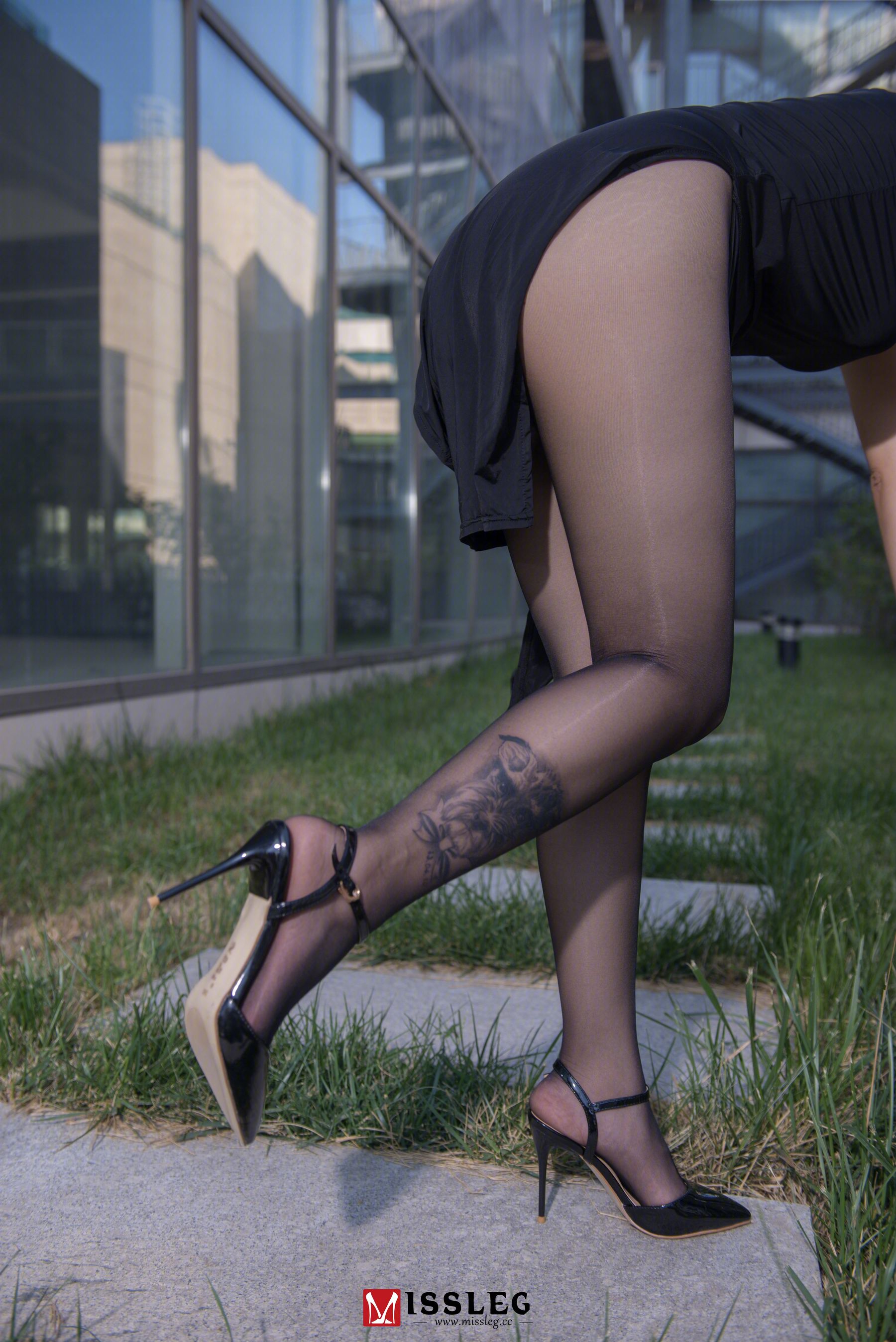 王语纯《游园变》 [蜜丝MISSLEG] V009 写真集