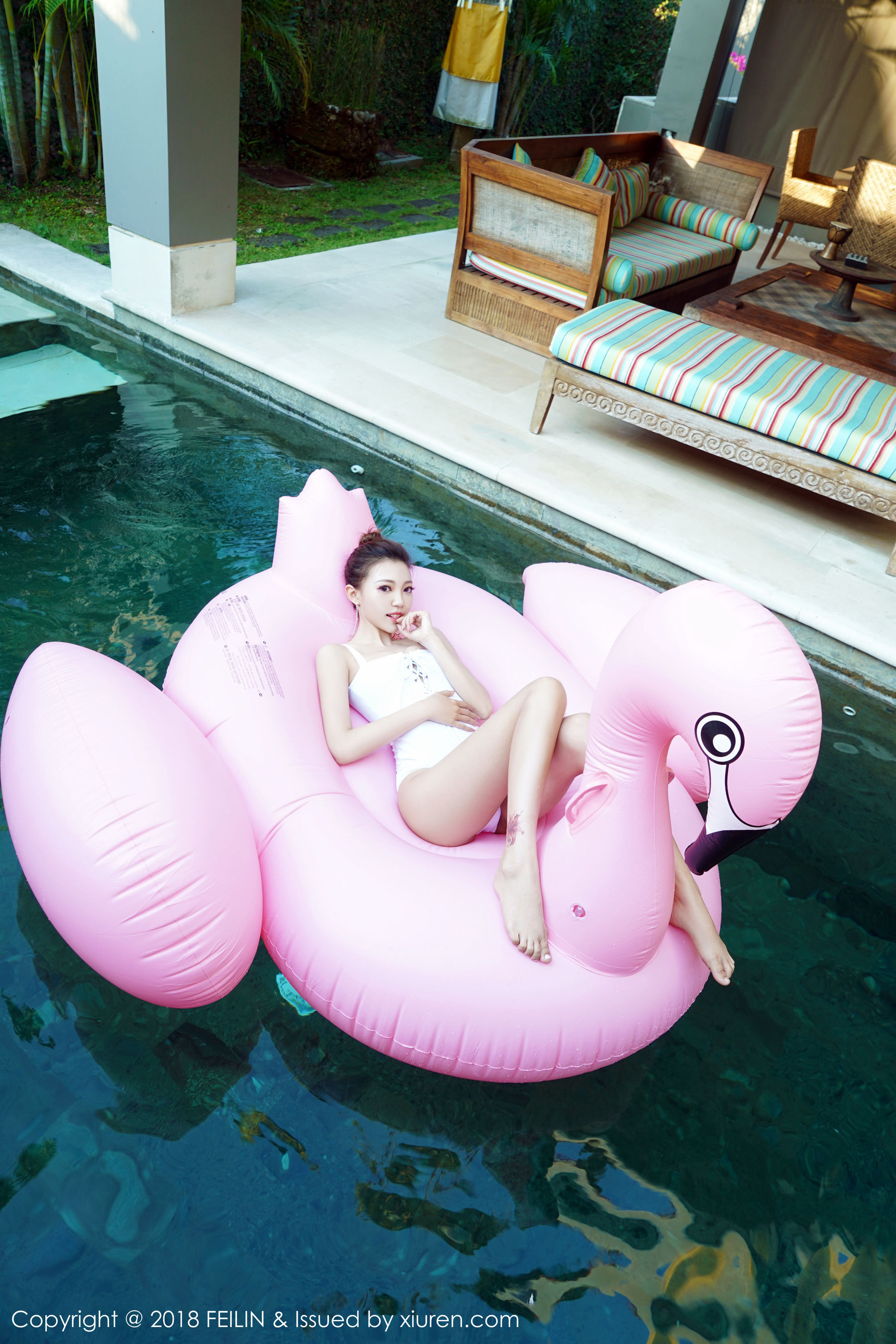 冯木木LRIS《班塔延岛旅拍第三套》 [嗲囡囡FEILIN] VOL.157 写真集