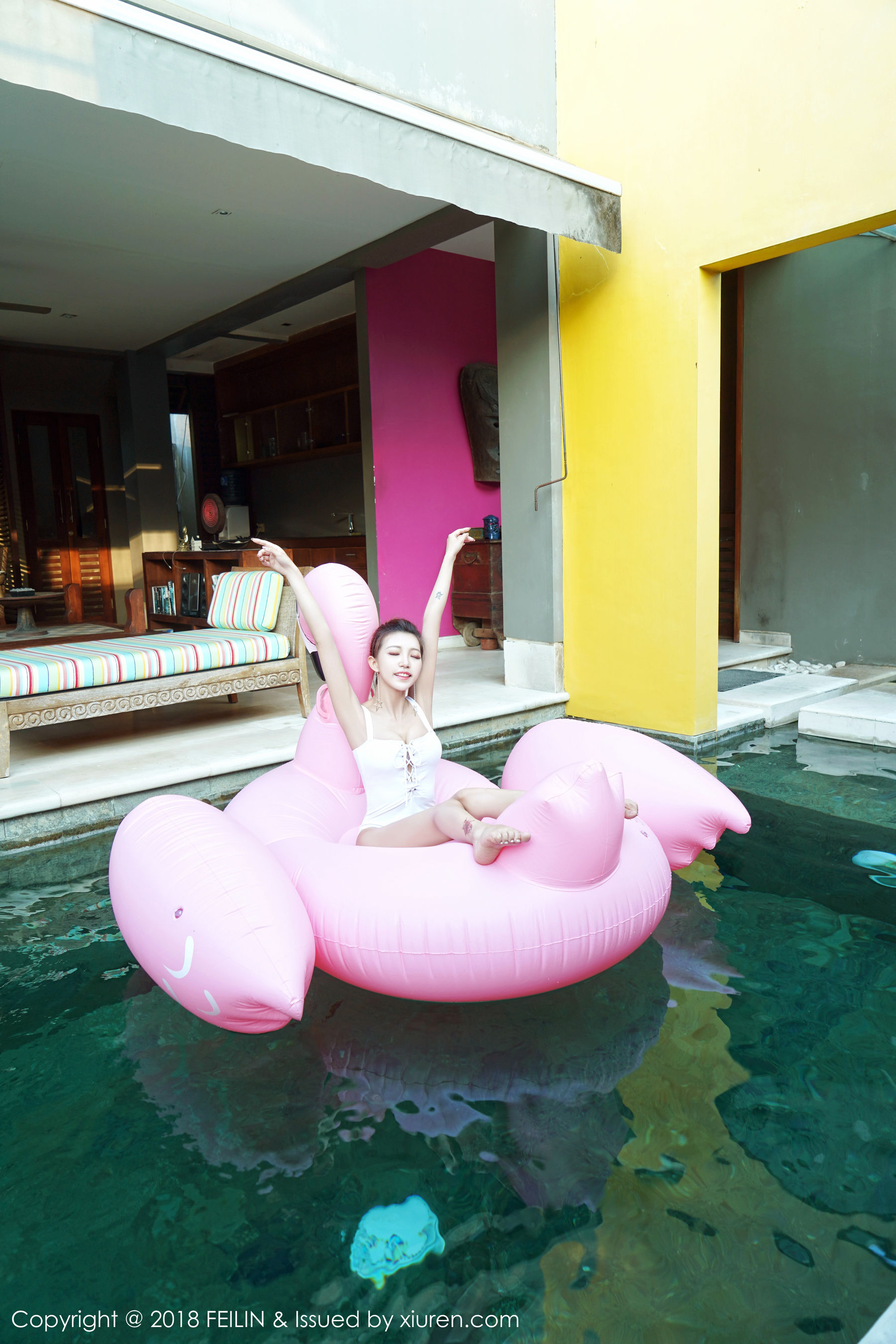 冯木木LRIS《班塔延岛旅拍第三套》 [嗲囡囡FEILIN] VOL.157 写真集