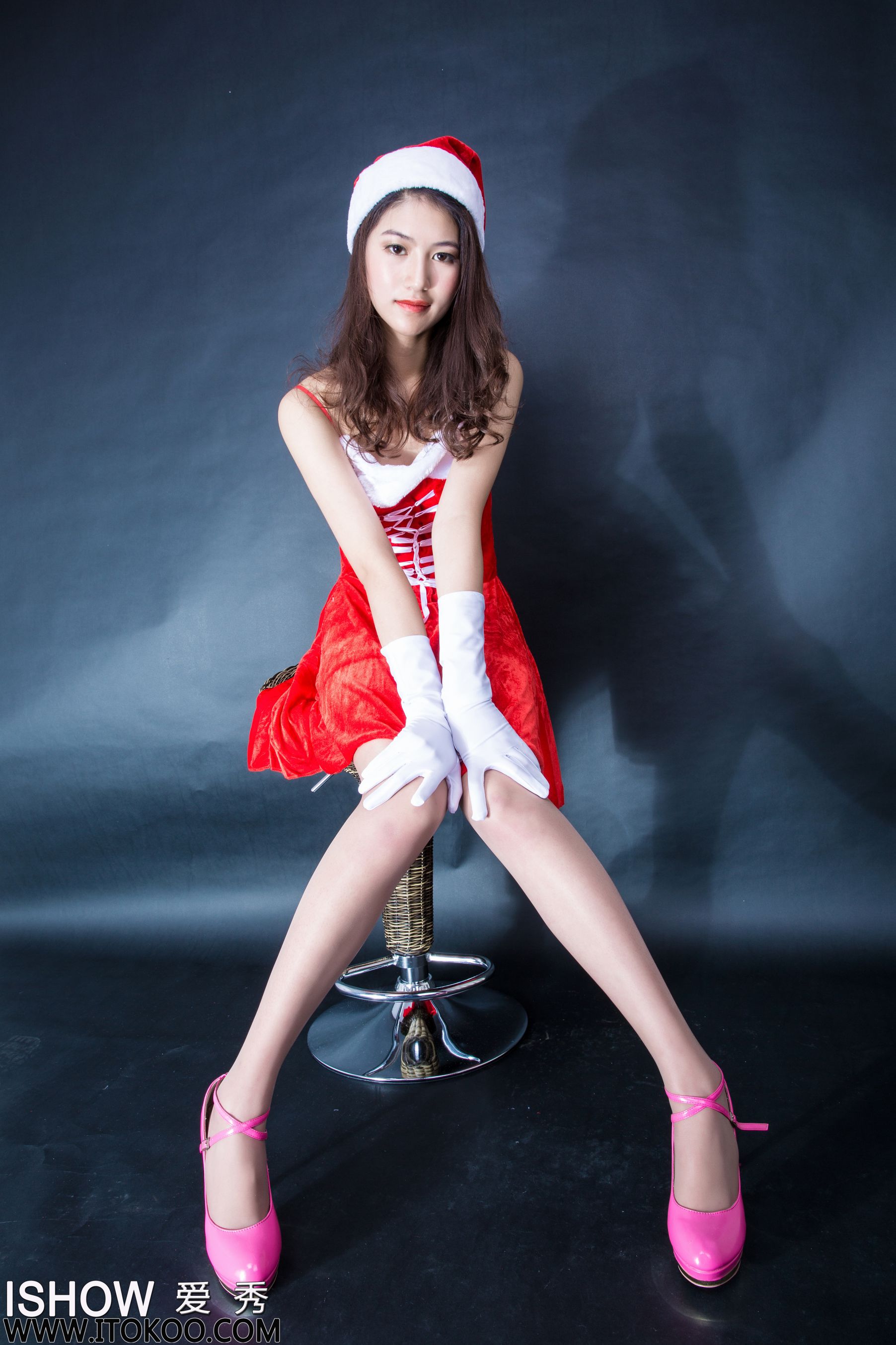 [ISHOW爱秀] NO.022 可儿《圣诞专题特辑》 写真集