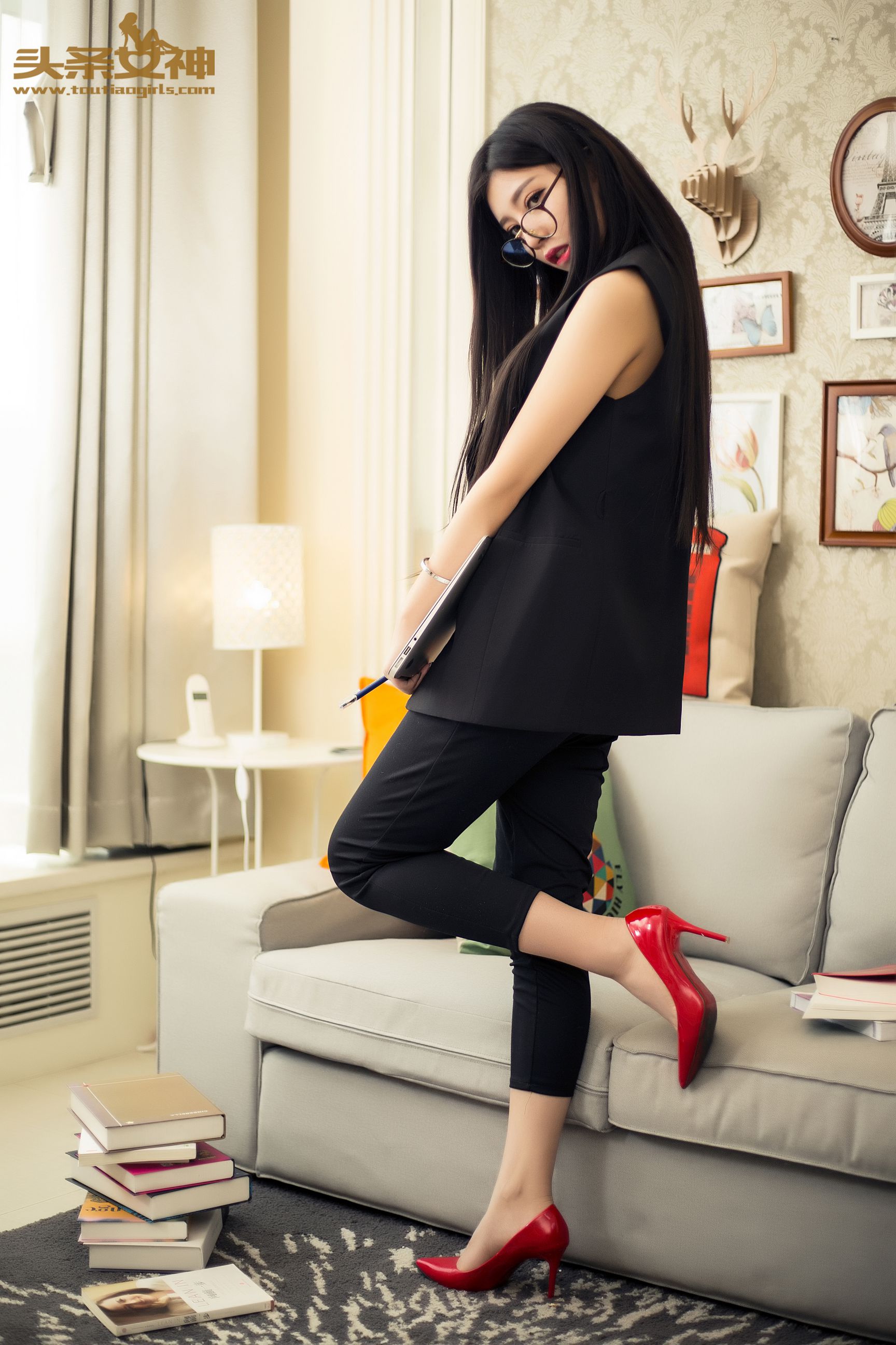 COCO《丝袜特刊》 [头条女神] 写真集