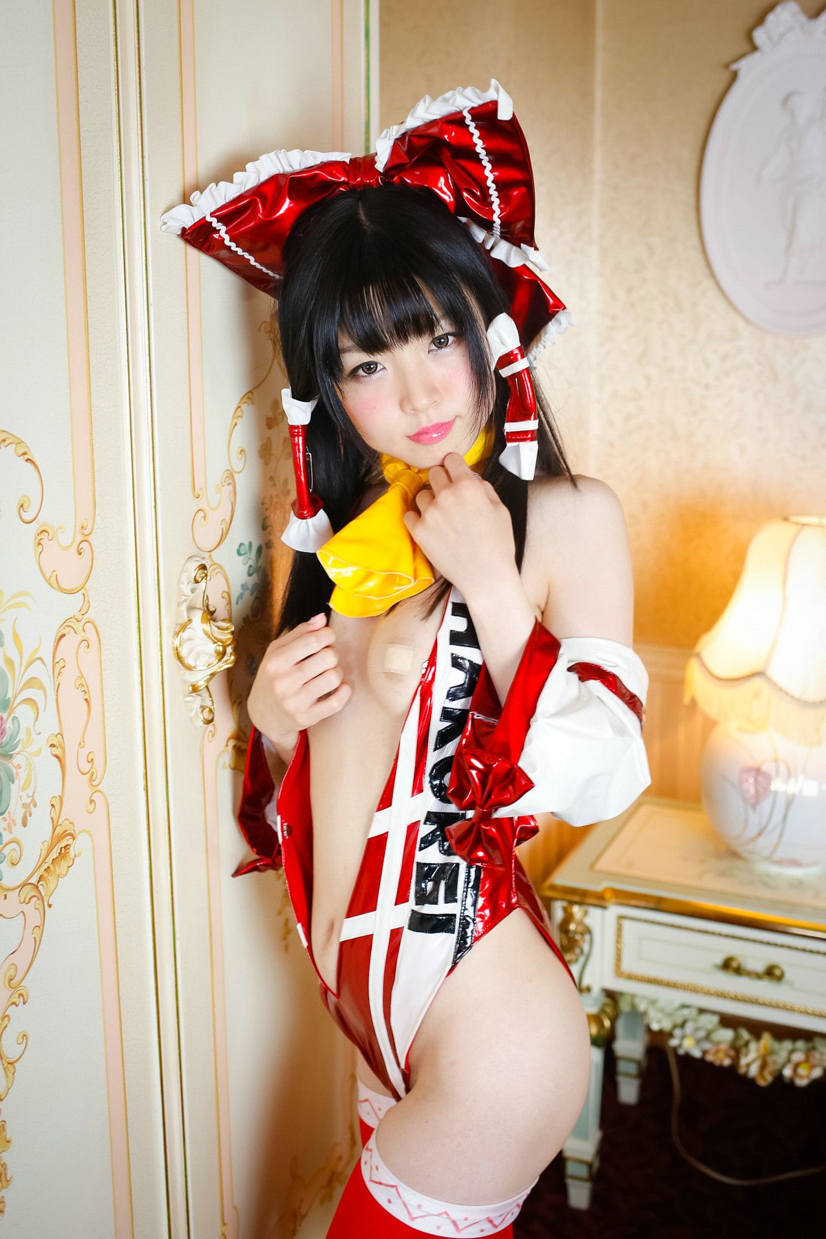 Nagomi(なごみ) 《東方Project》博麗霊夢 [SEVEN DOLLS] 写真集