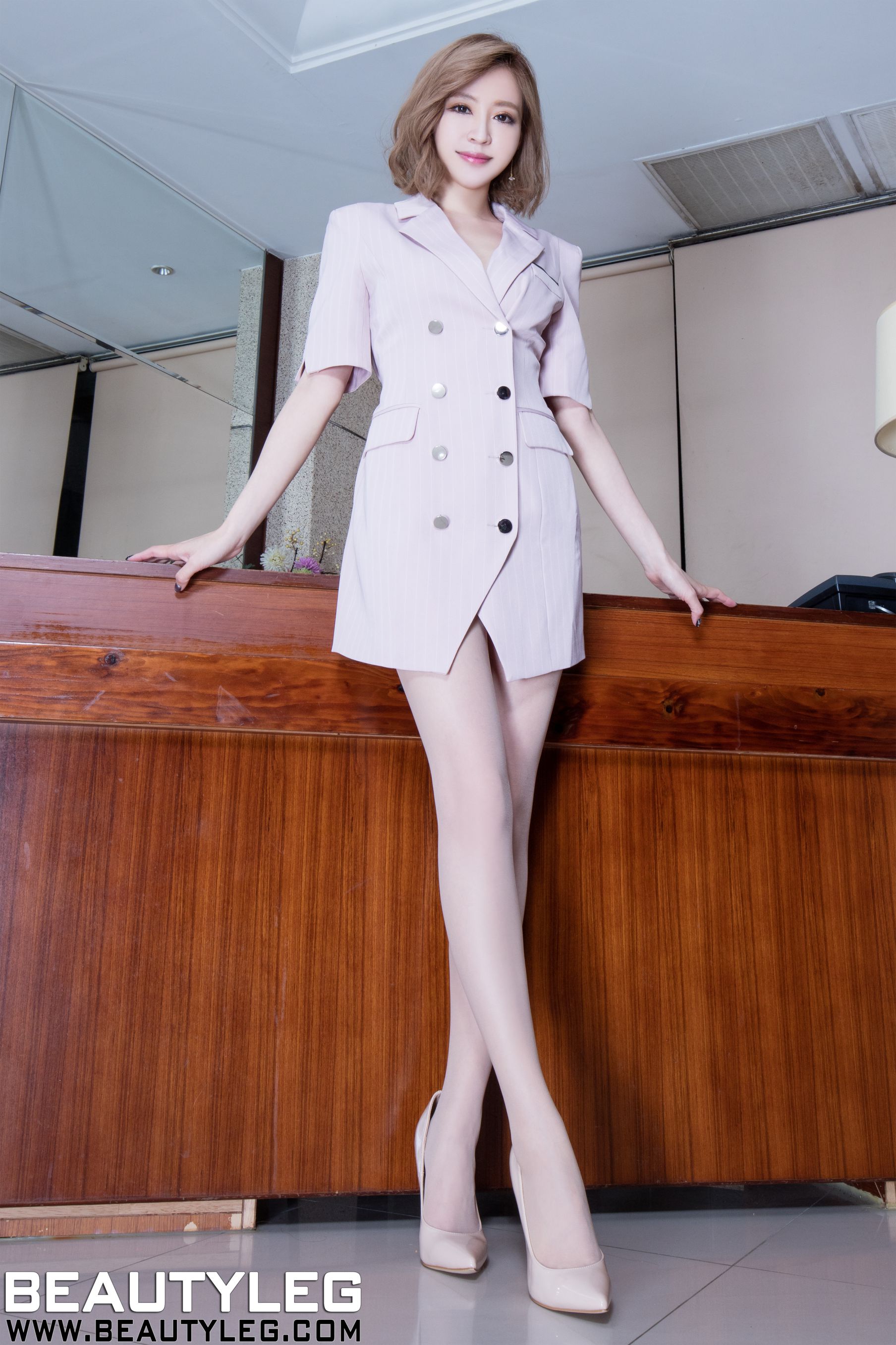 [Beautyleg] No.1416 倪千凌Lucy 丝袜美腿写真集