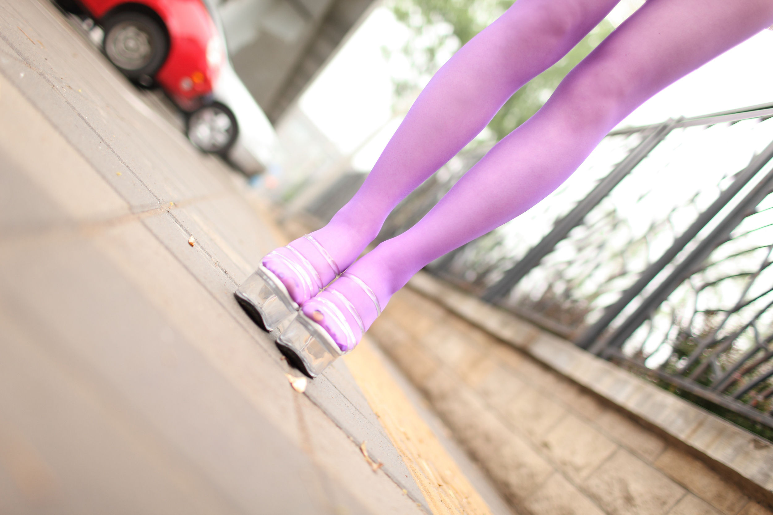 《春雨如油，油如丝》 [AISS爱丝] 写真集