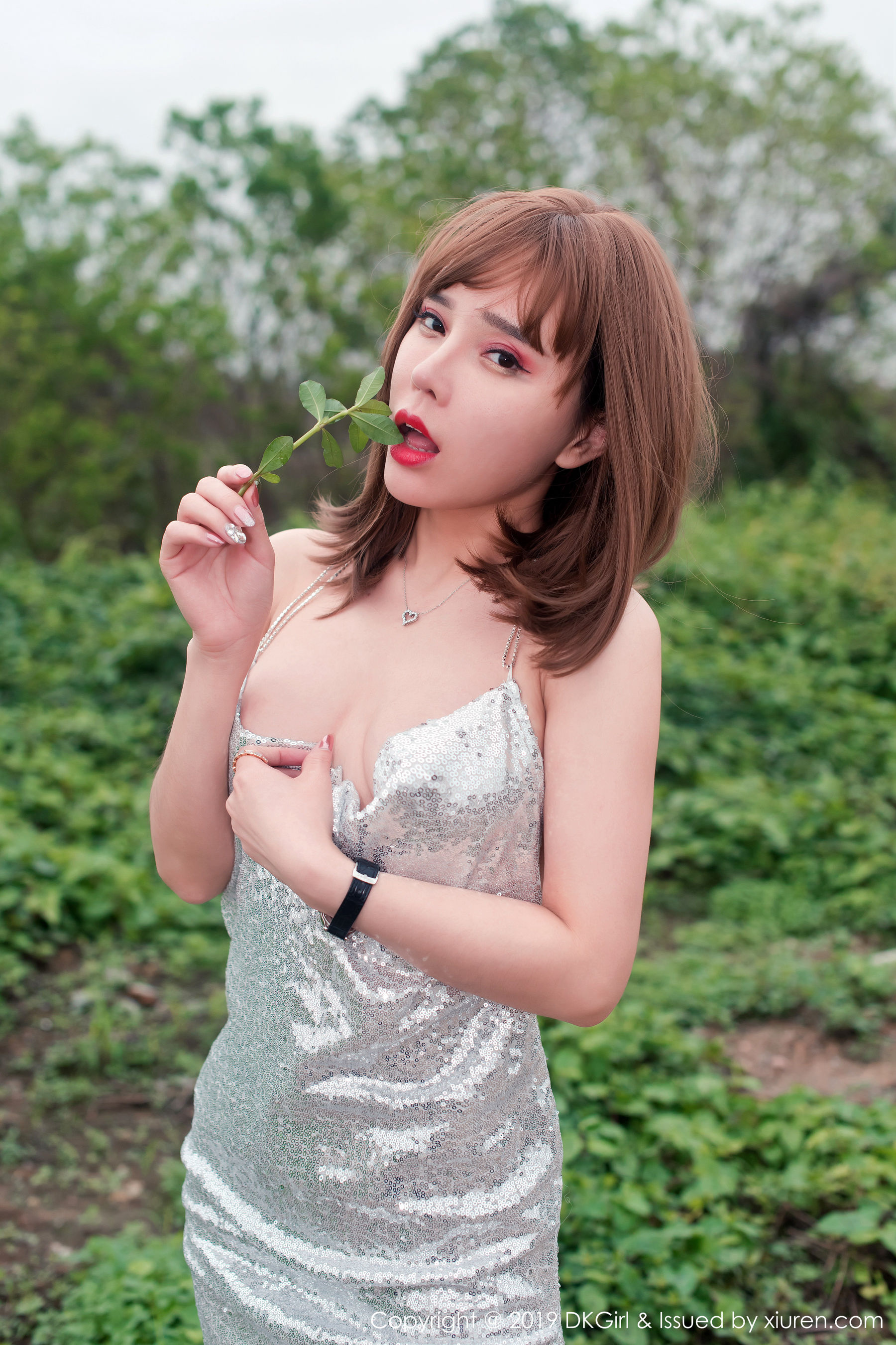 艾小青《真空演绎，狂野妖娆》 [御女郎DKGirl] Vol.120 写真集