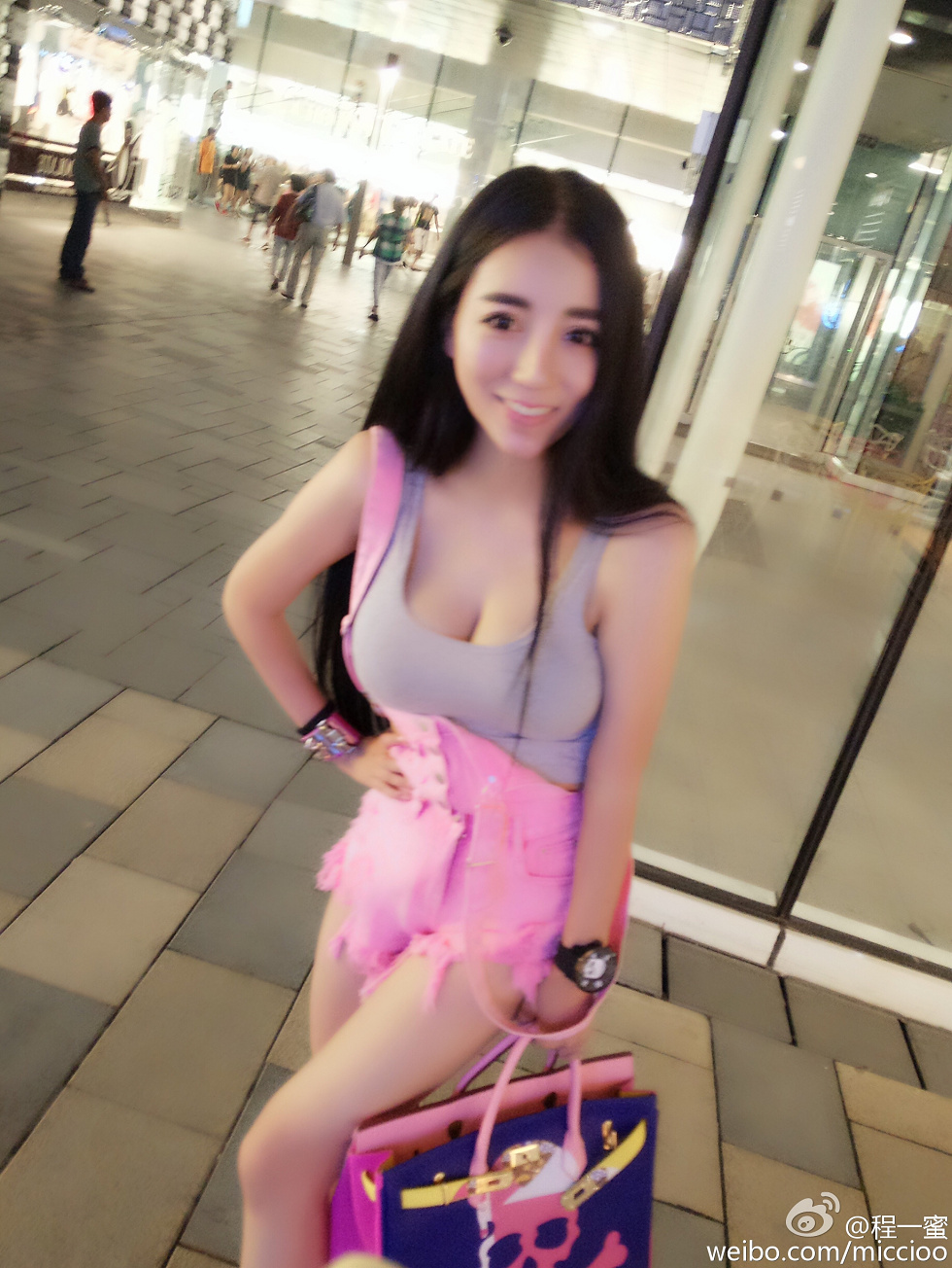 内地嫩模程一蜜肥臀巨乳海量微博性感写真500P