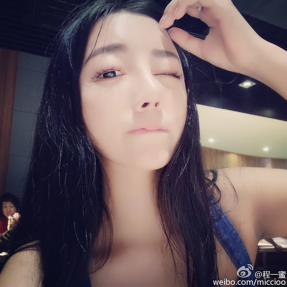 内地嫩模程一蜜肥臀巨乳海量微博性感写真500P