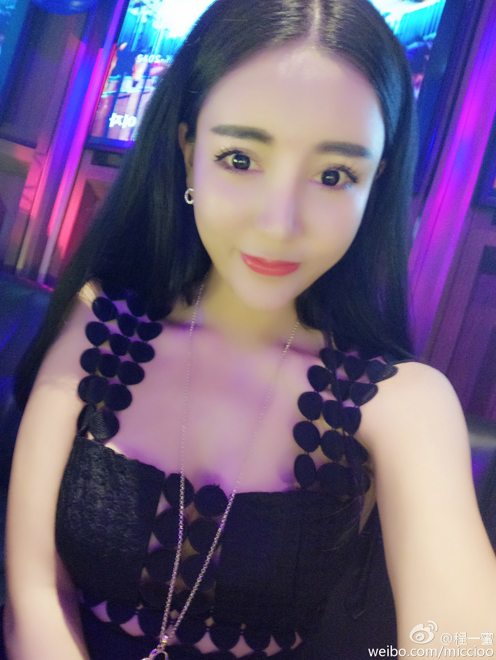 内地嫩模程一蜜肥臀巨乳海量微博性感写真500P