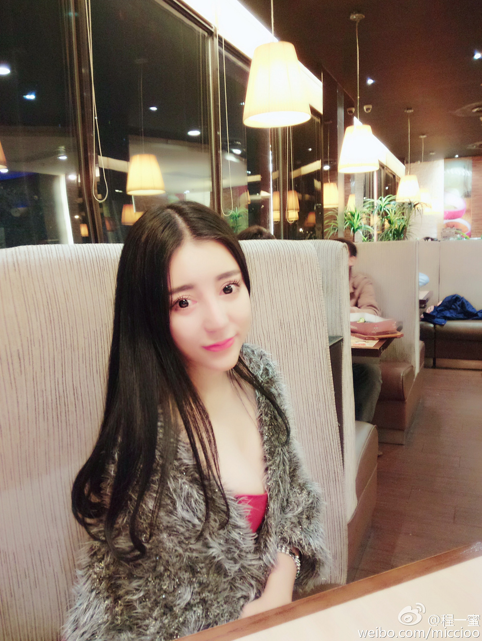 内地嫩模程一蜜肥臀巨乳海量微博性感写真500P