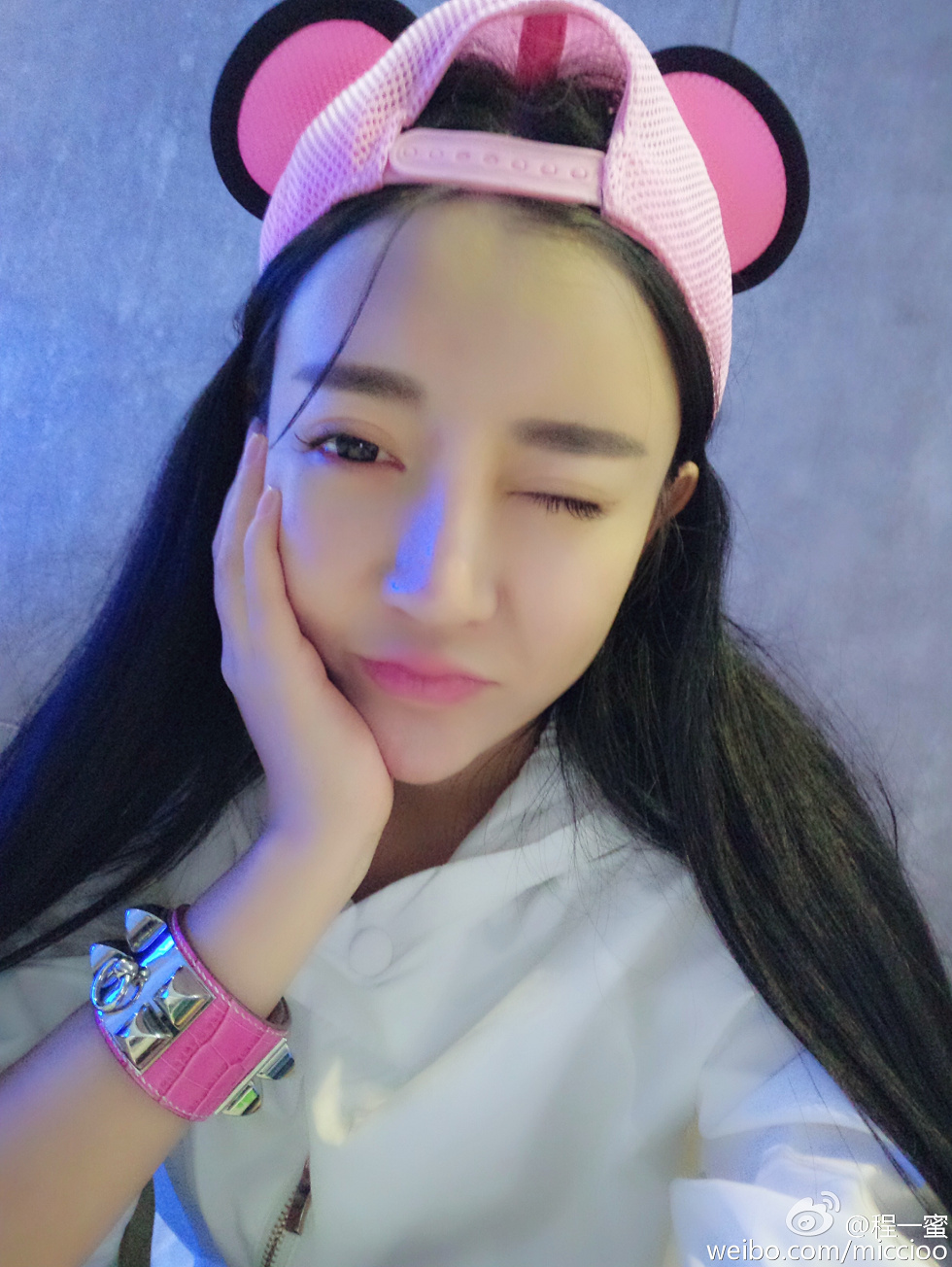 内地嫩模程一蜜肥臀巨乳海量微博性感写真500P