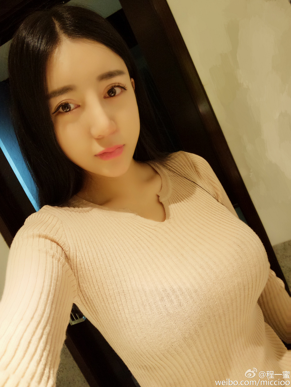 内地嫩模程一蜜肥臀巨乳海量微博性感写真500P