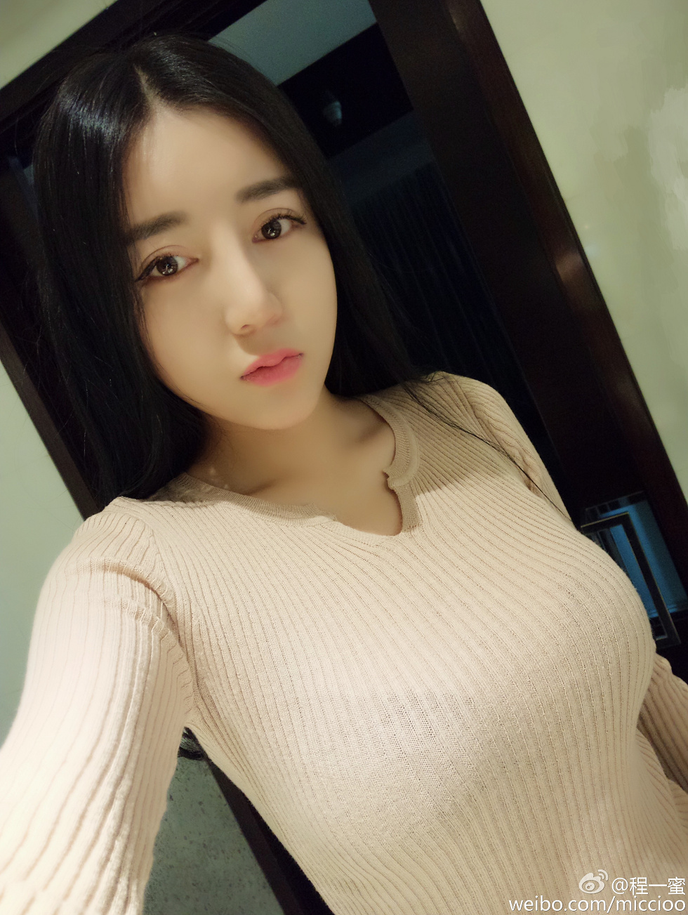 内地嫩模程一蜜肥臀巨乳海量微博性感写真500P