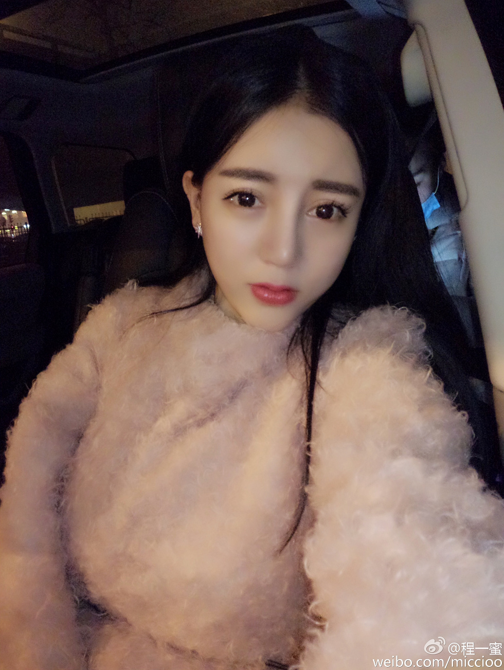 内地嫩模程一蜜肥臀巨乳海量微博性感写真500P