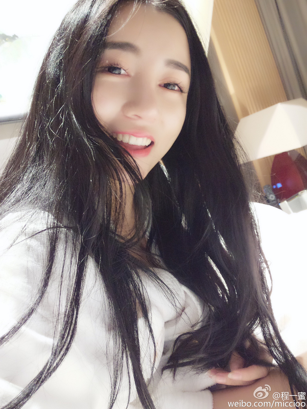 内地嫩模程一蜜肥臀巨乳海量微博性感写真500P