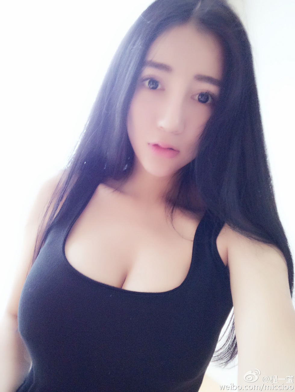 内地嫩模程一蜜肥臀巨乳海量微博性感写真500P