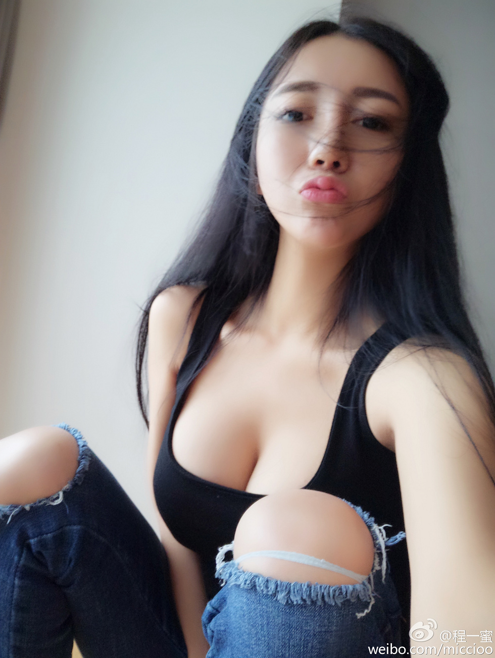 内地嫩模程一蜜肥臀巨乳海量微博性感写真500P