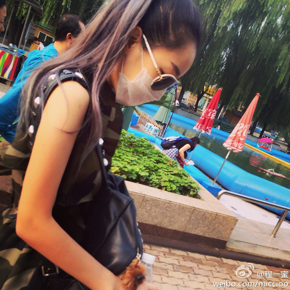 内地嫩模程一蜜肥臀巨乳海量微博性感写真500P