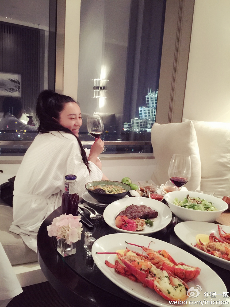 内地嫩模程一蜜肥臀巨乳海量微博性感写真500P