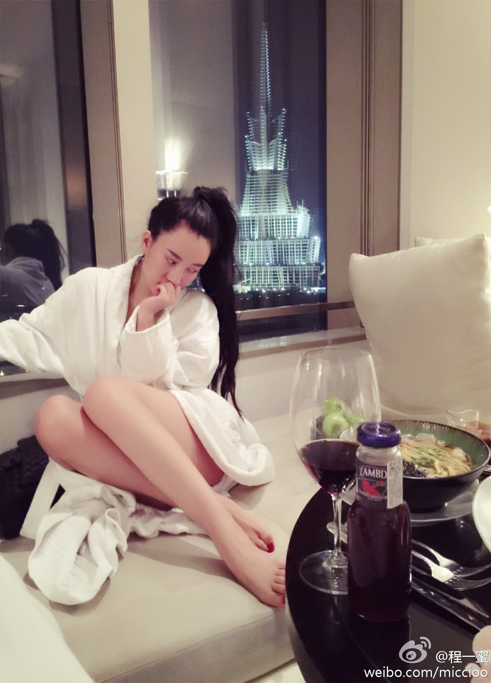 内地嫩模程一蜜肥臀巨乳海量微博性感写真500P