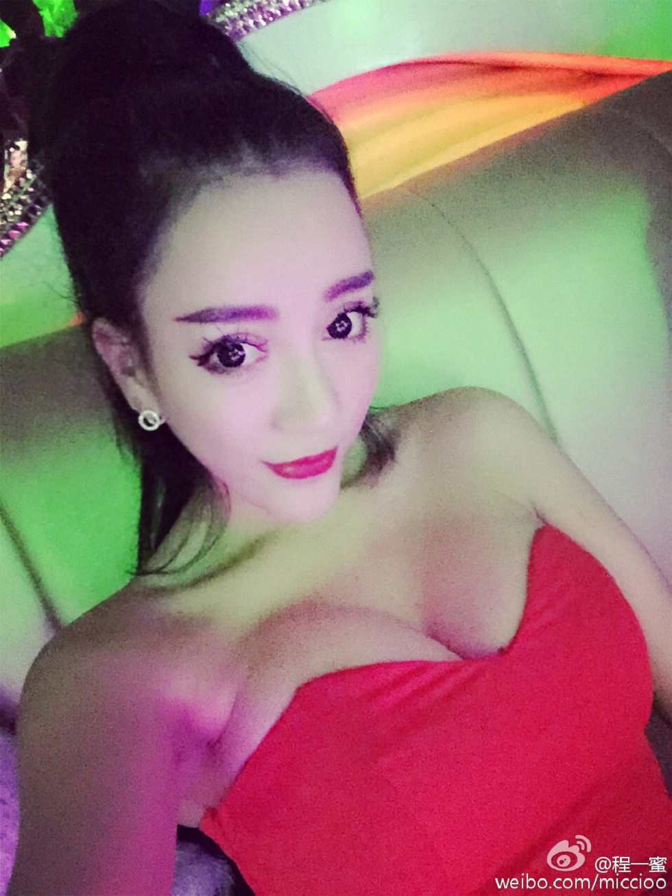 内地嫩模程一蜜肥臀巨乳海量微博性感写真500P