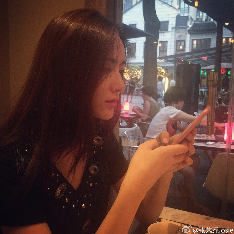 嫩模张艺乔josie完美身材海量微博卖萌性感写真275P