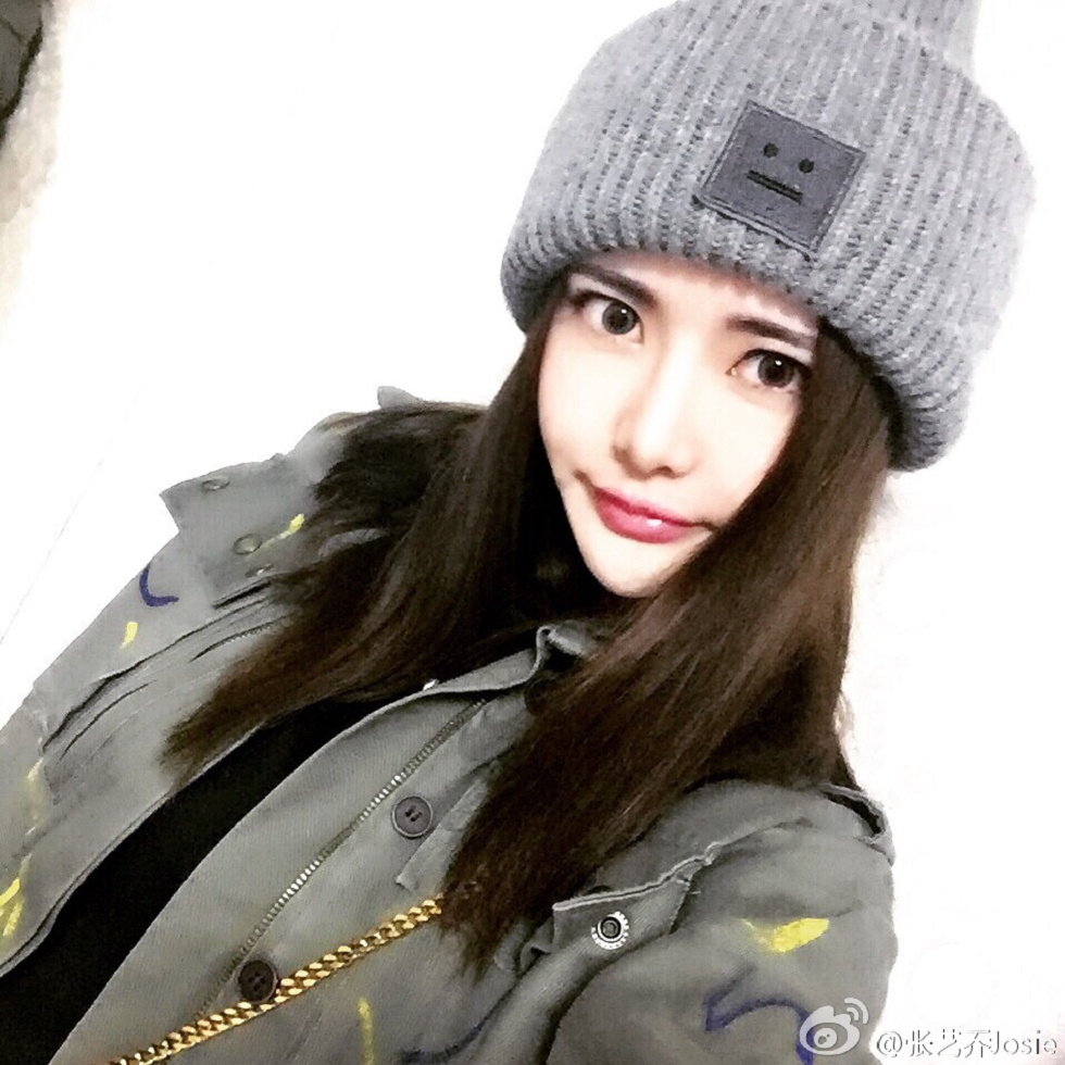 嫩模张艺乔josie完美身材海量微博卖萌性感写真275P