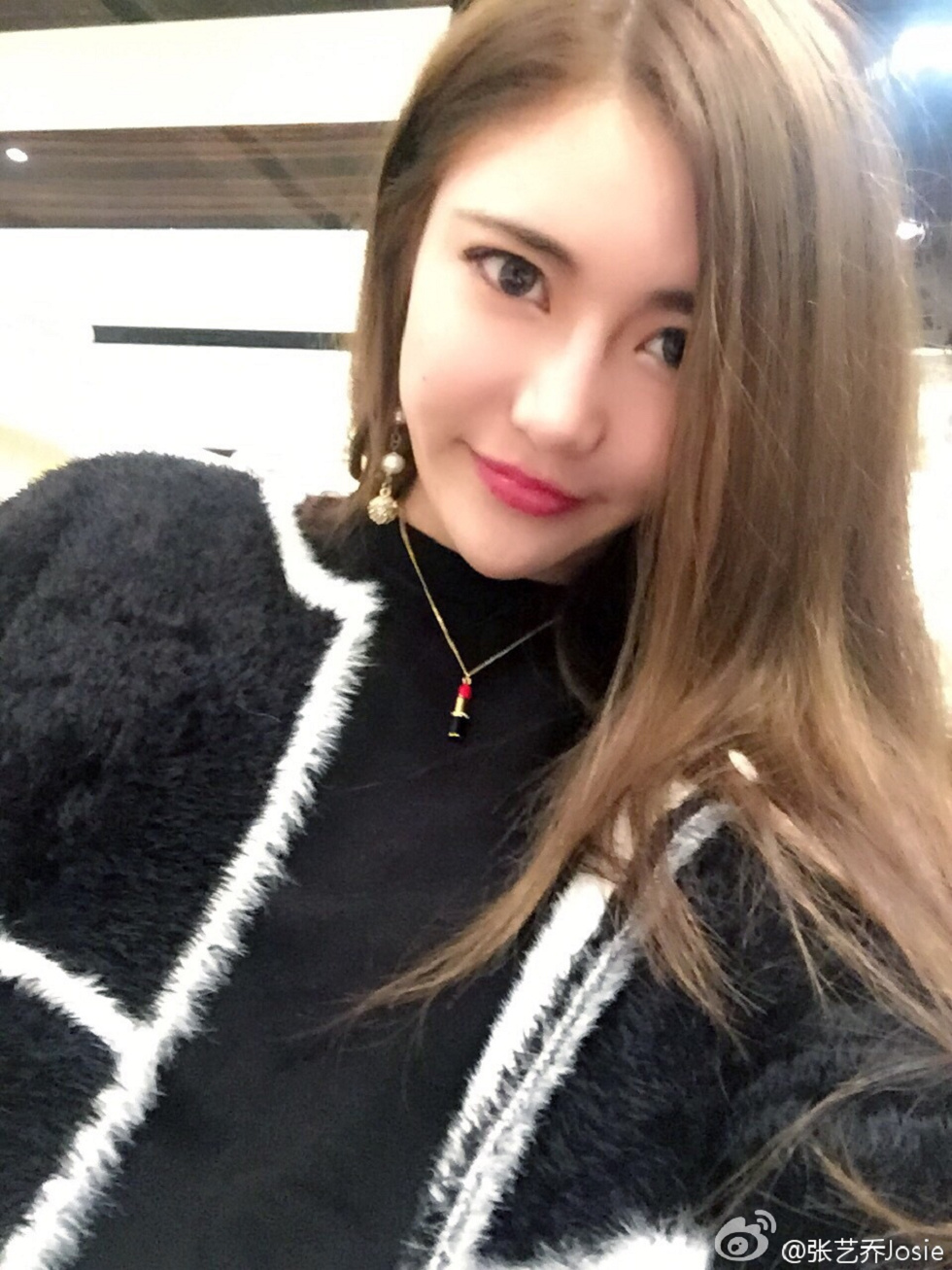 嫩模张艺乔josie完美身材海量微博卖萌性感写真275P