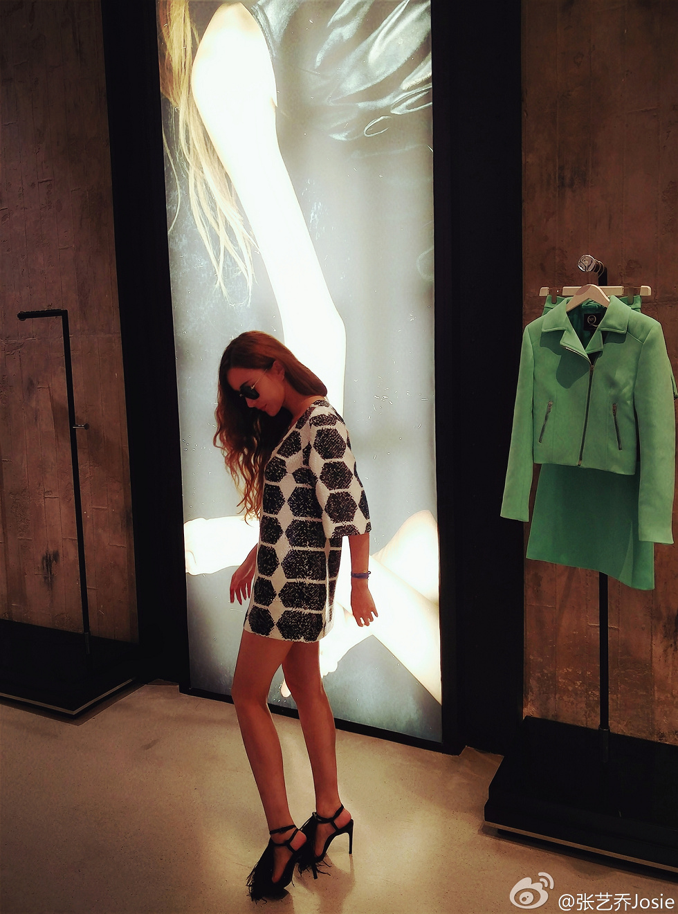 嫩模张艺乔josie完美身材海量微博卖萌性感写真275P