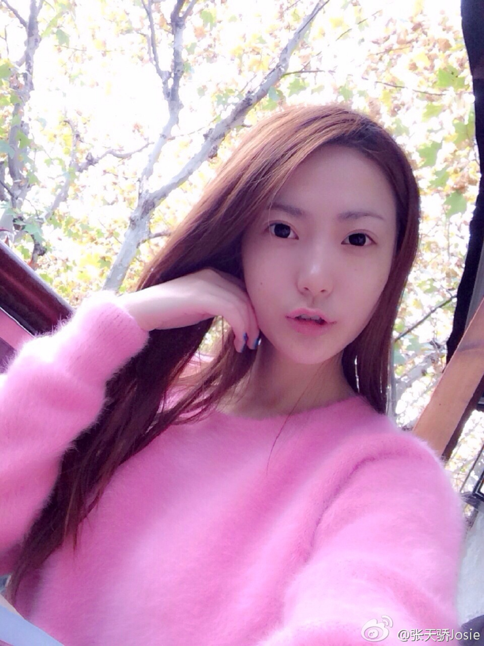 嫩模张艺乔josie完美身材海量微博卖萌性感写真275P