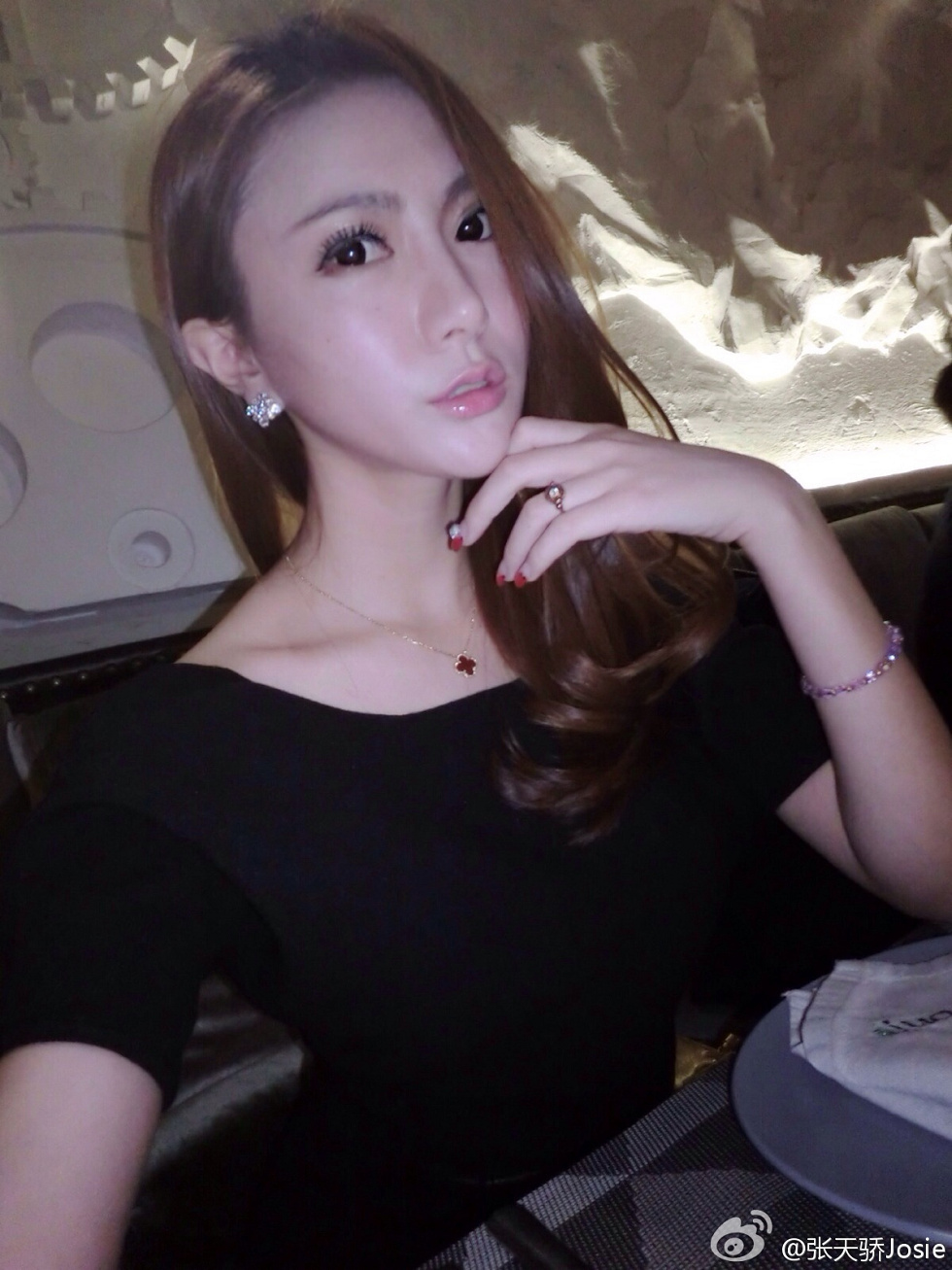 嫩模张艺乔josie完美身材海量微博卖萌性感写真275P