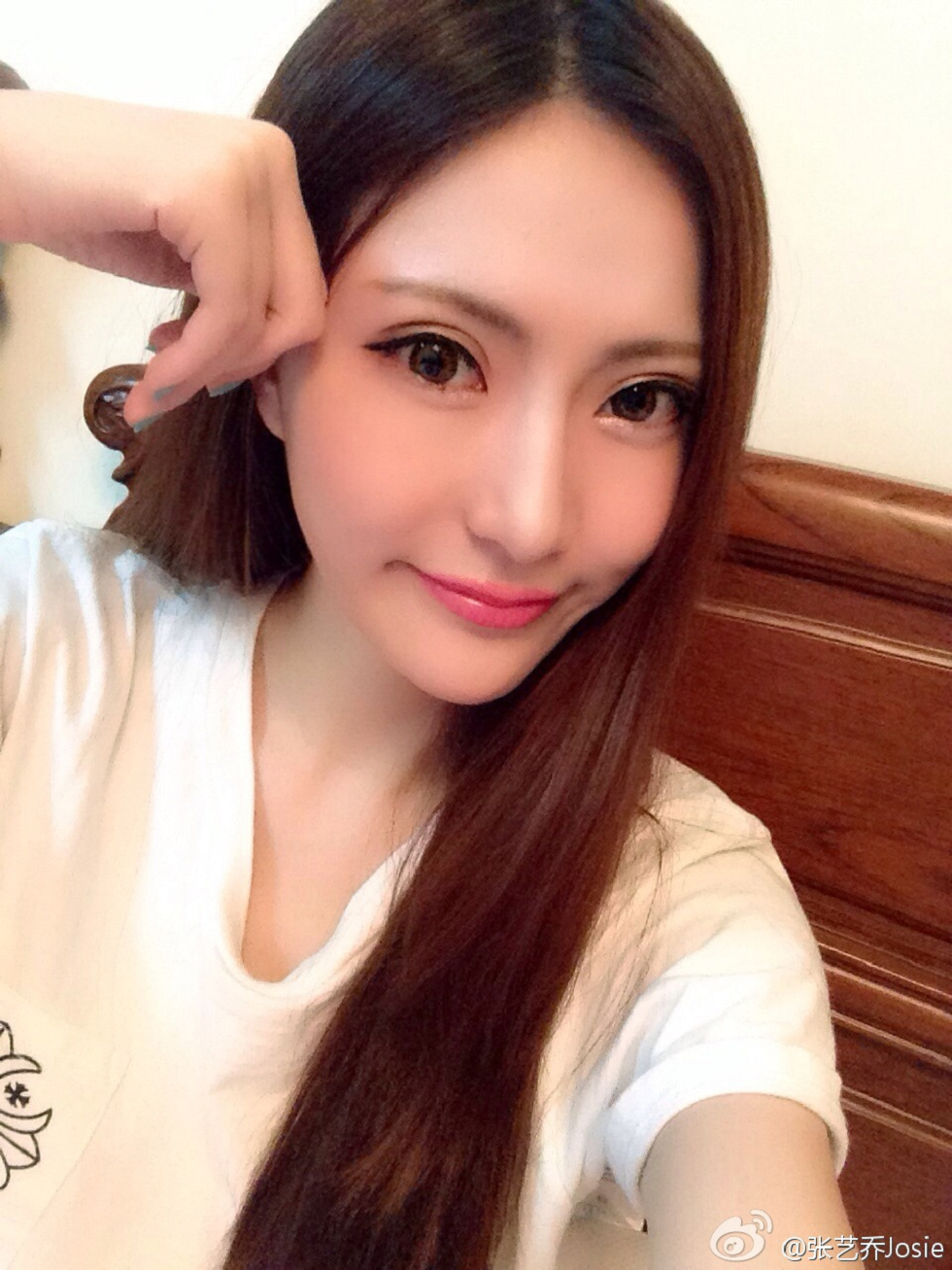 嫩模张艺乔josie完美身材海量微博卖萌性感写真275P