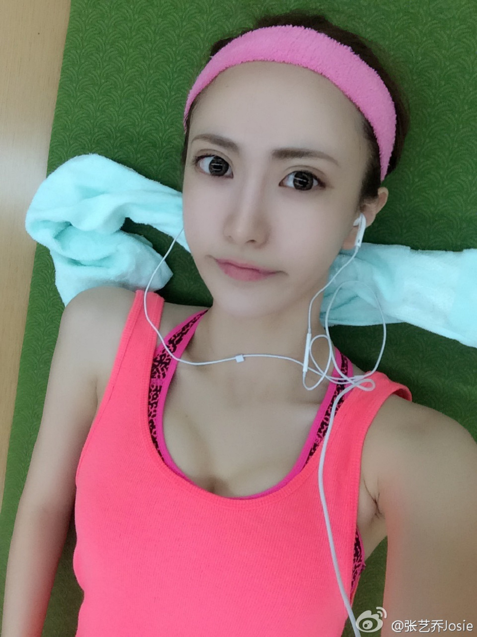 嫩模张艺乔josie完美身材海量微博卖萌性感写真275P