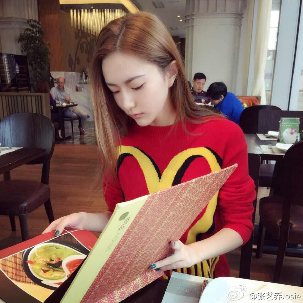 嫩模张艺乔josie完美身材海量微博卖萌性感写真275P